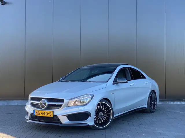 Mercedes-Benz CLA 45 AMG 4MATIC Edition 1 | Recaro schaalstoelen