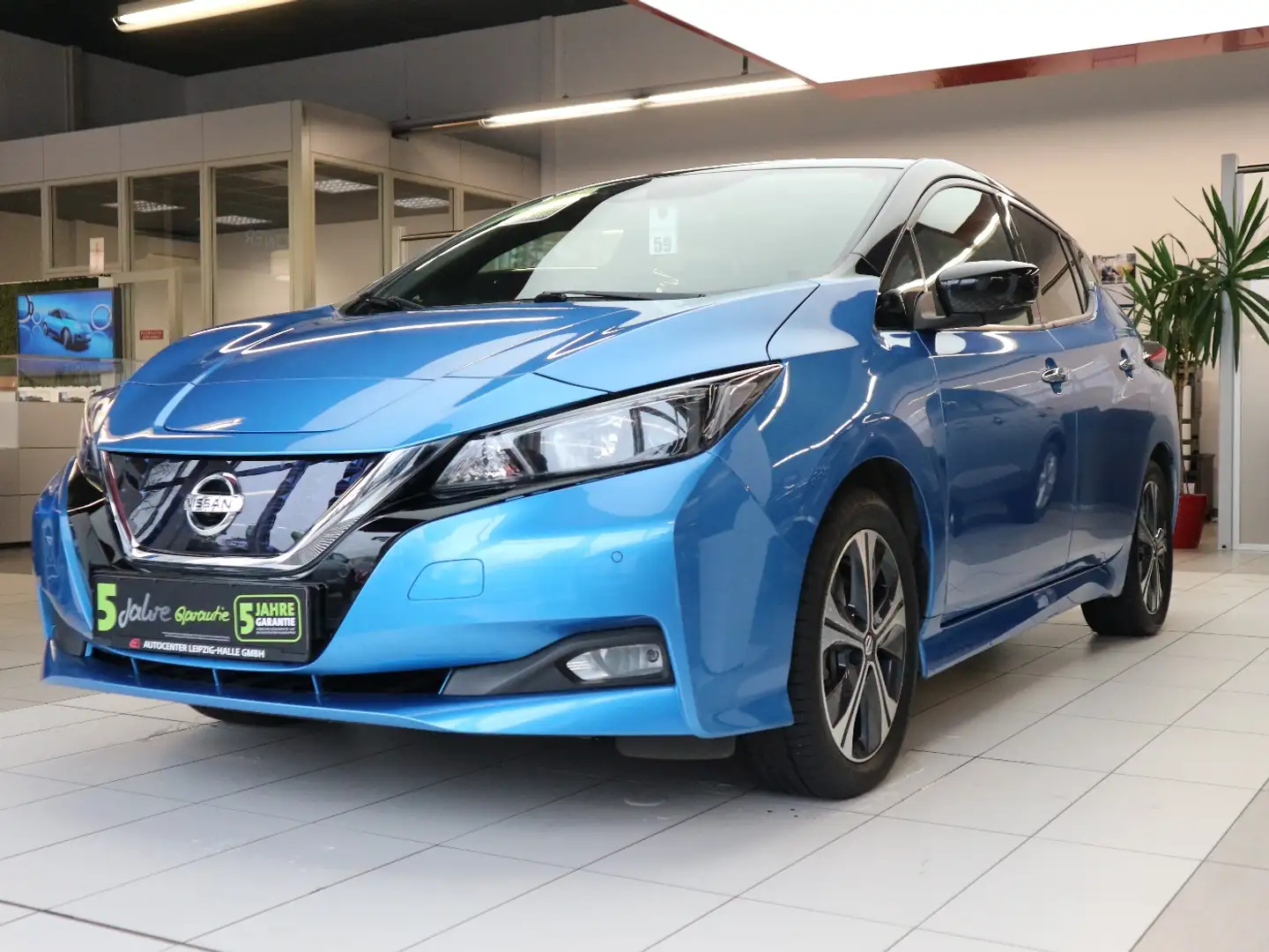 Nissan Leaf N-Connecta ProPilot 360° ACC Navi LM Noir - 2