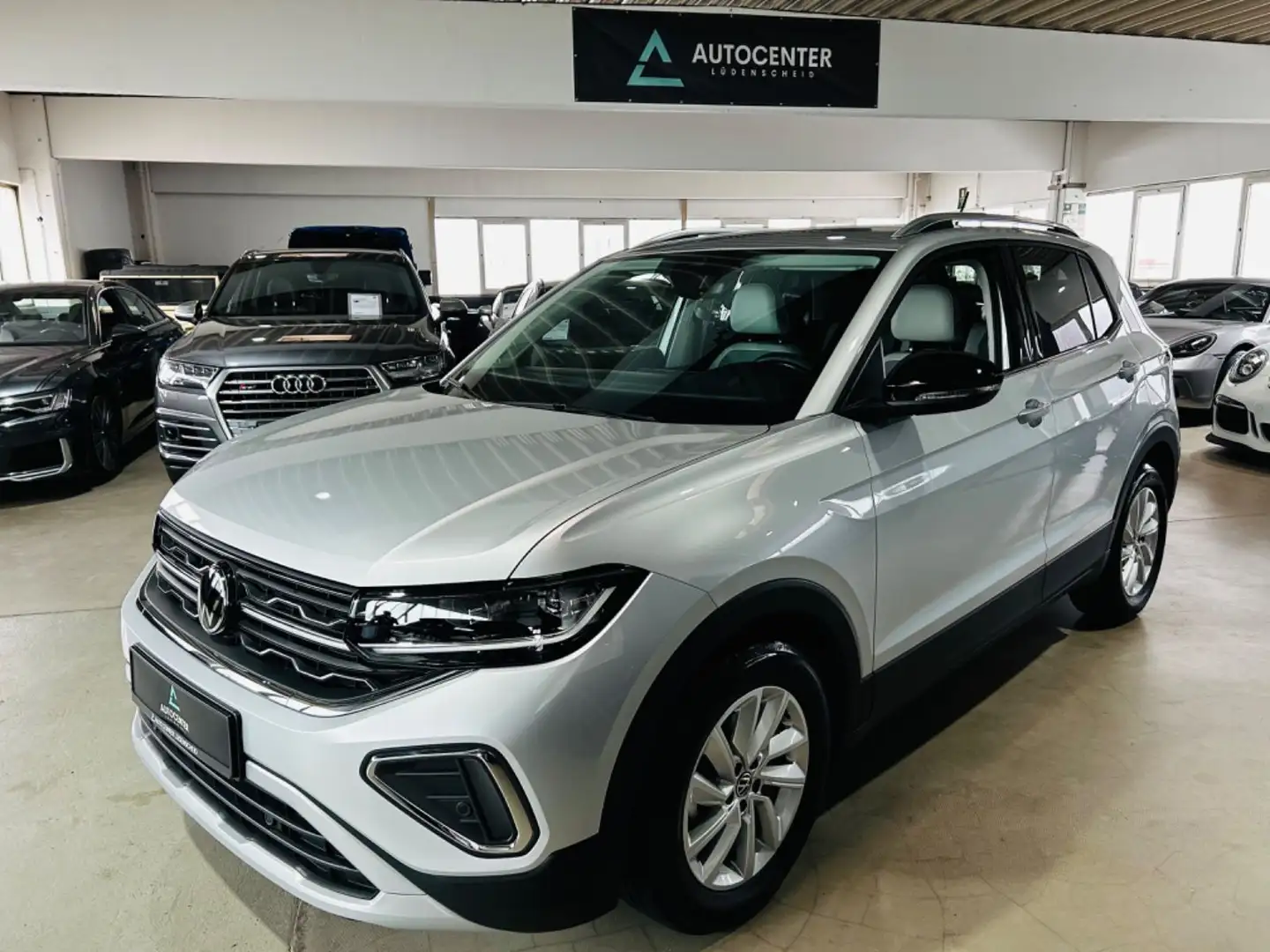 Volkswagen T-Cross 1.0 TSI 85 kW Style/Highline*Virtual*LED Argent - 1
