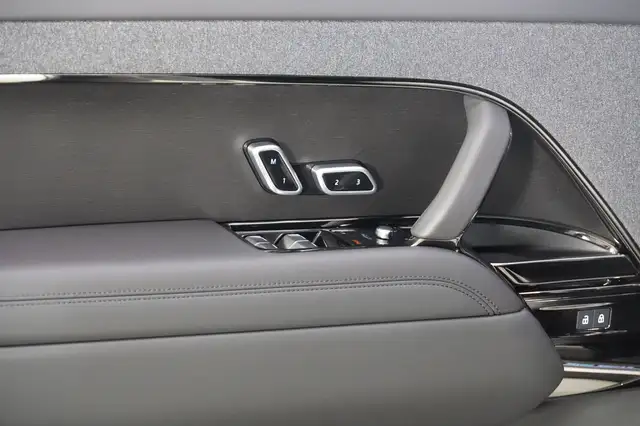 Land Rover Range Rover Sport 3.0 PHEV SWB Dynamic HSE Ansicht 11