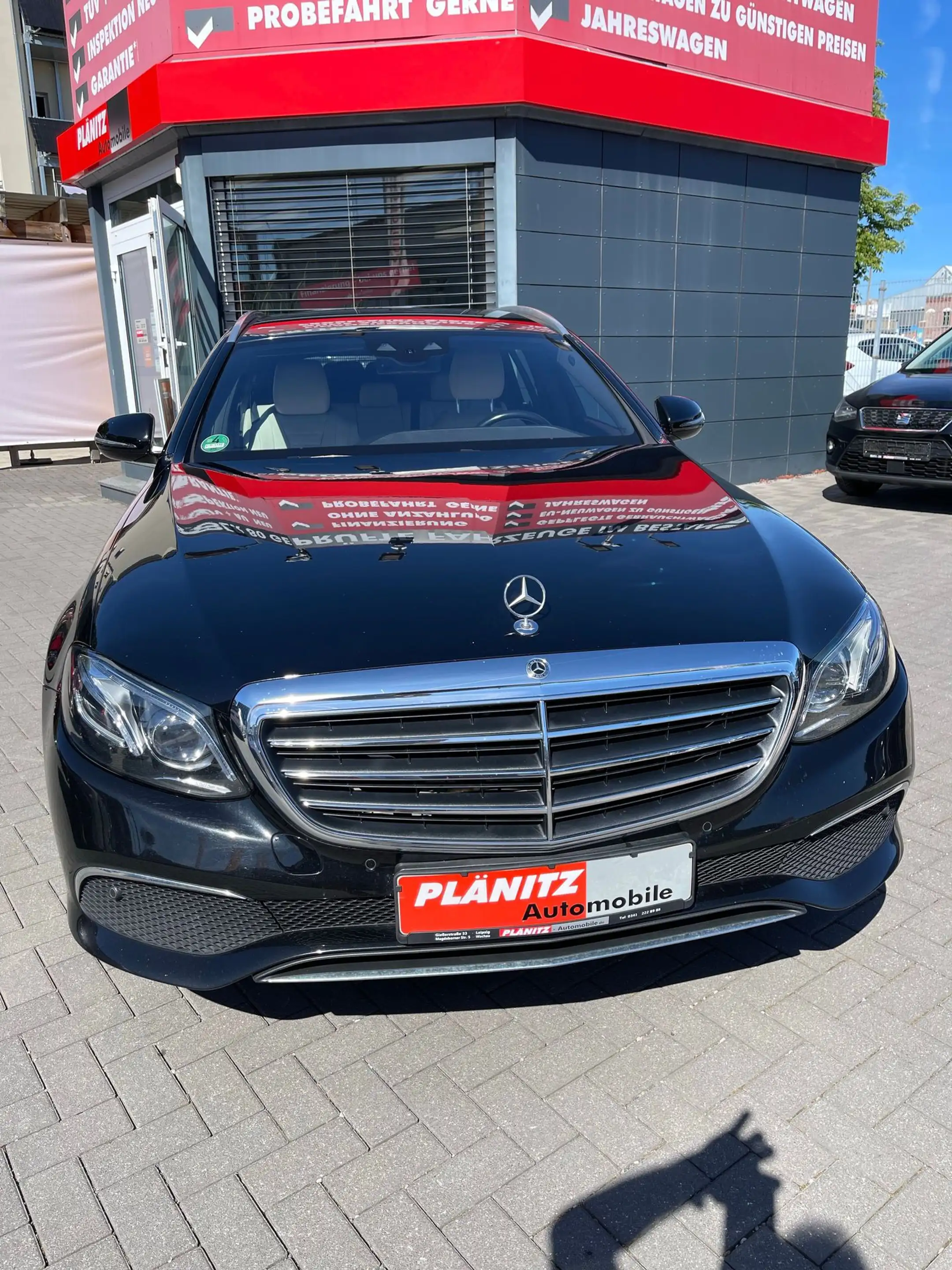 Mercedes-Benz E 350 E 350 d/DAB+/LED/SOS/Navi/Kamera/Leder/PDC — photo 2