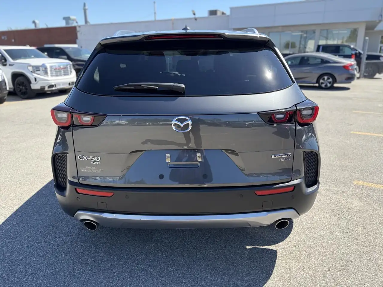 Mazda CX-50 снимка Mazda CX-50