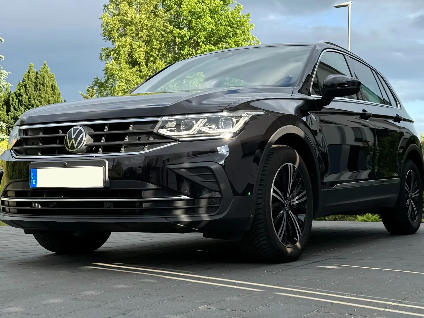 Volkswagen Tiguan Tiguan 1.5 TSI Life DSG 110kW Life Negro - 1