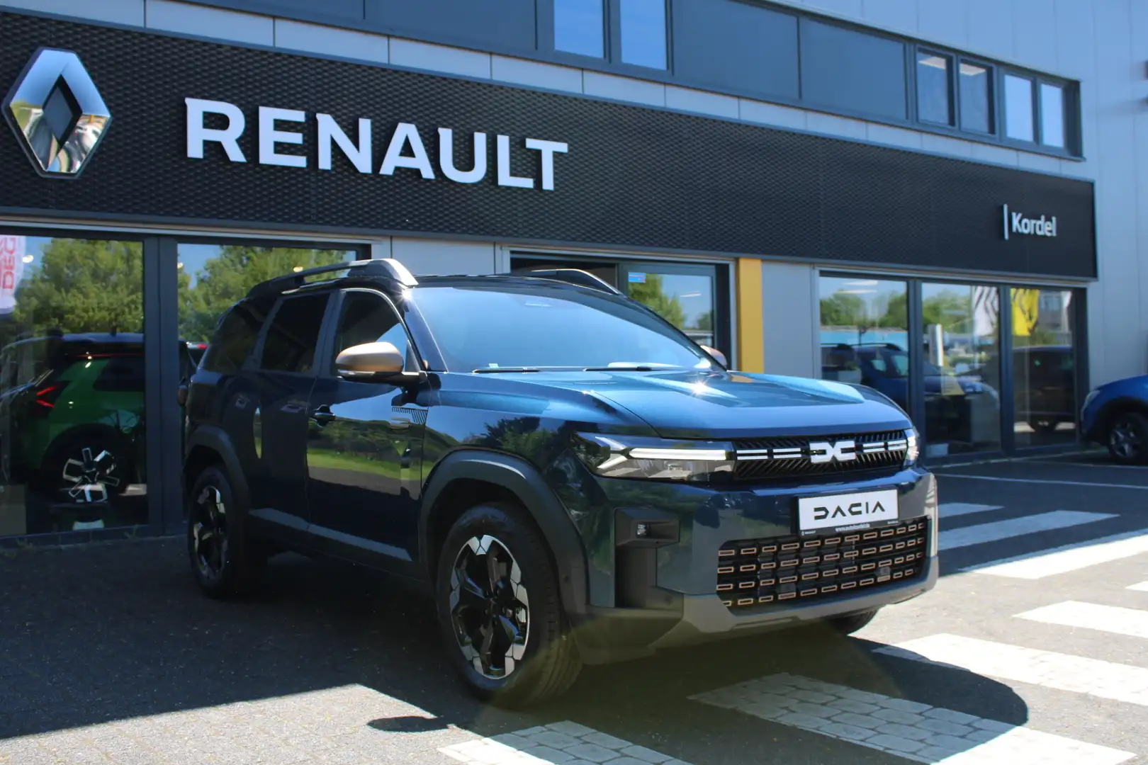 Dacia Bigster Hybrid 155 Extreme Blau - 1