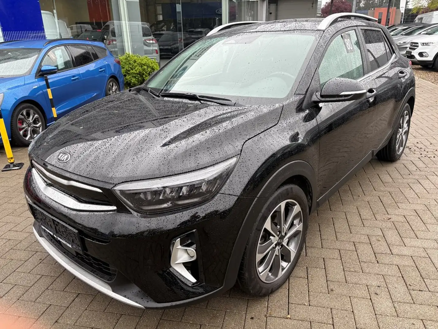 Kia Stonic 1.0 100 PK leder interieur / 12 maanden garantie Noir - 1