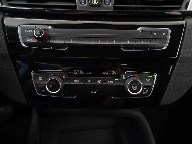BMW X1 view 14