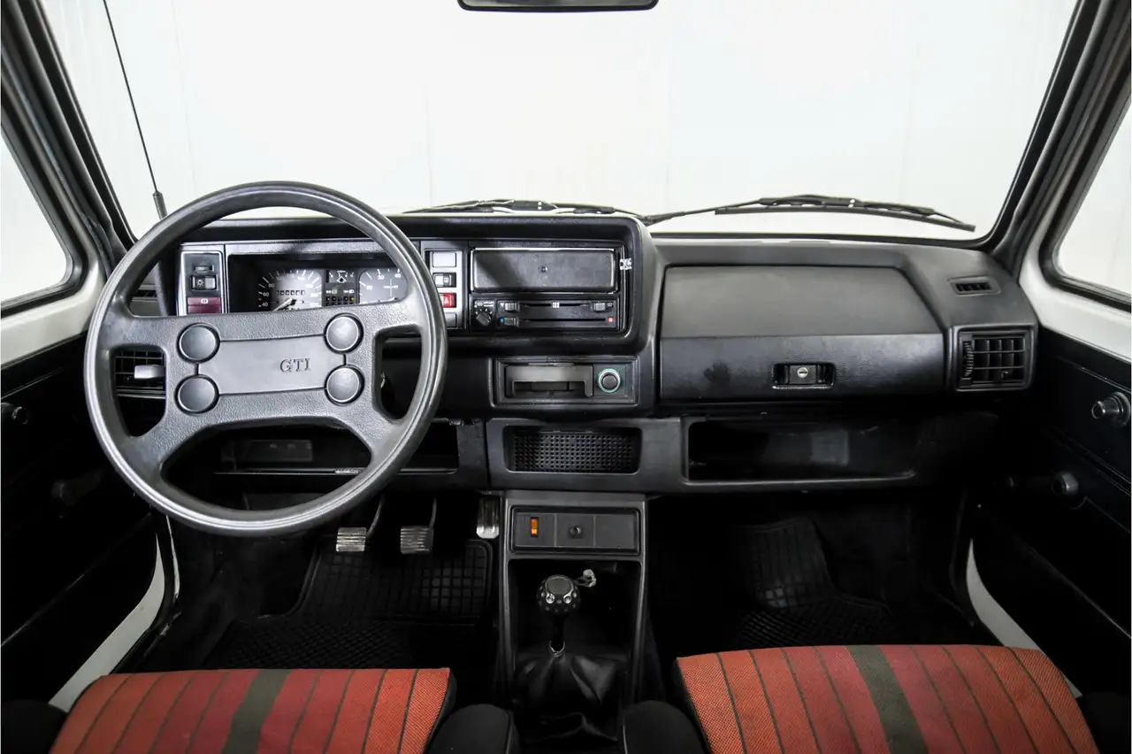 Volkswagen Golf GTI 1 1.8, foto 6