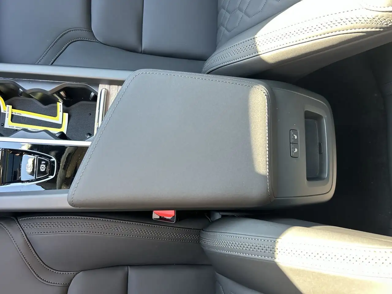Volvo XC60 снимка Volvo XC60