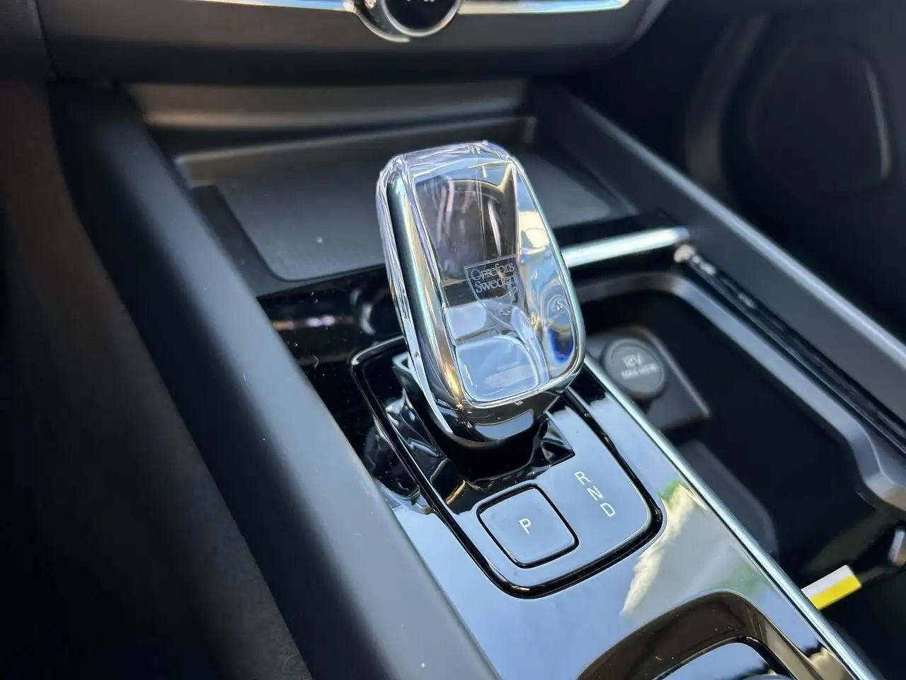 Volvo XC60 снимка Volvo XC60