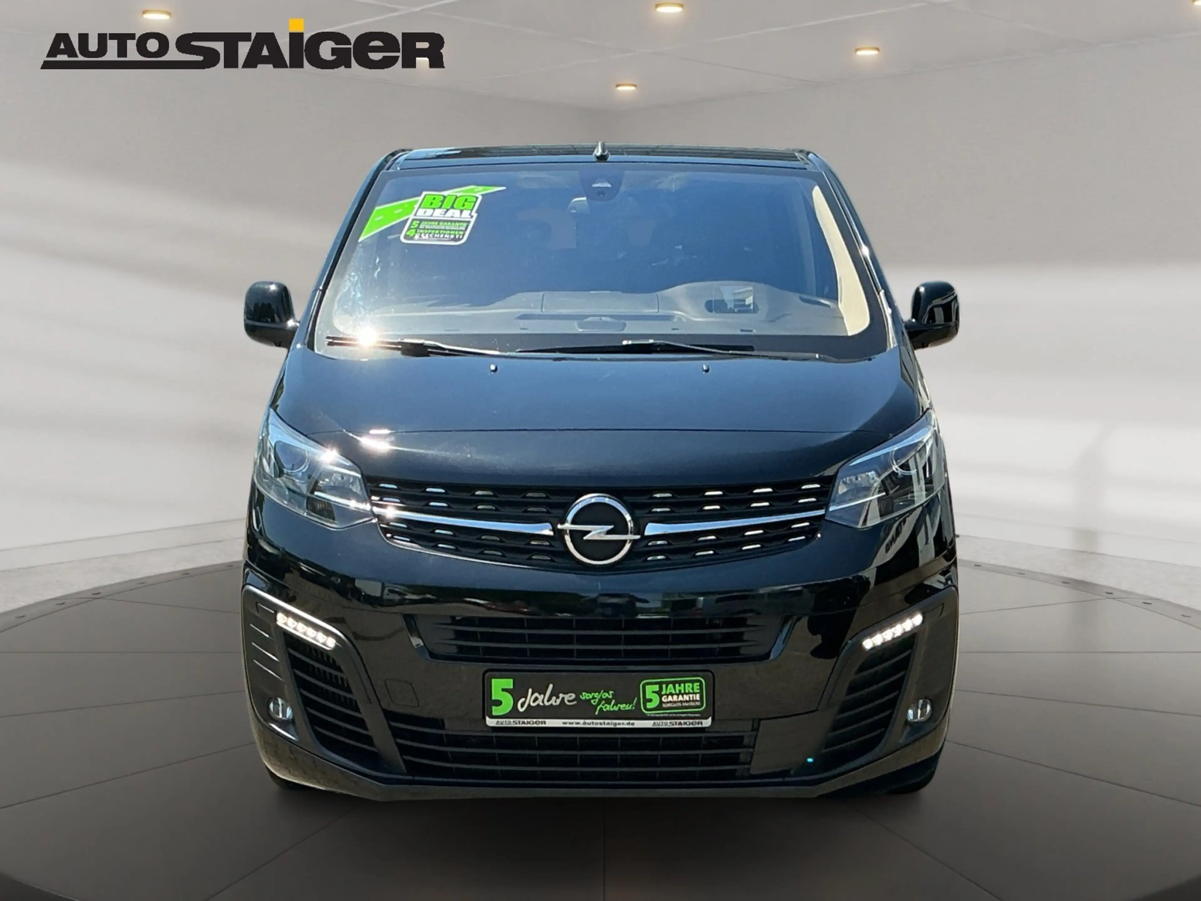 Opel Zafira Life 2.0 D Tourer M ACC+Navi+Leder — photo 2