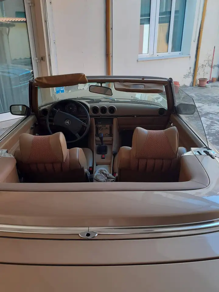 Mercedes-Benz 280 R107, foto 6