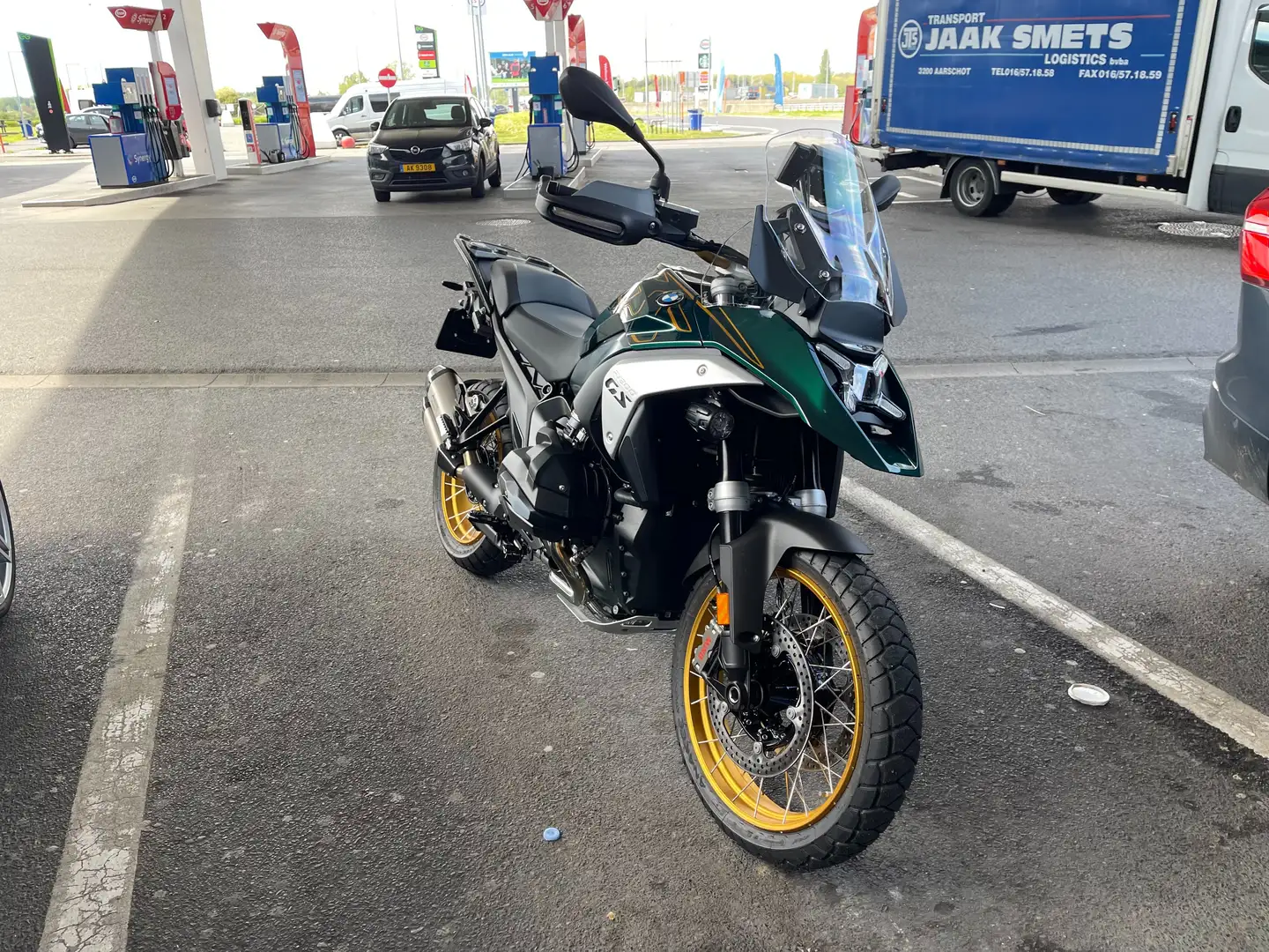 BMW R 1300 GS Aurelius green metallic Vert - 1