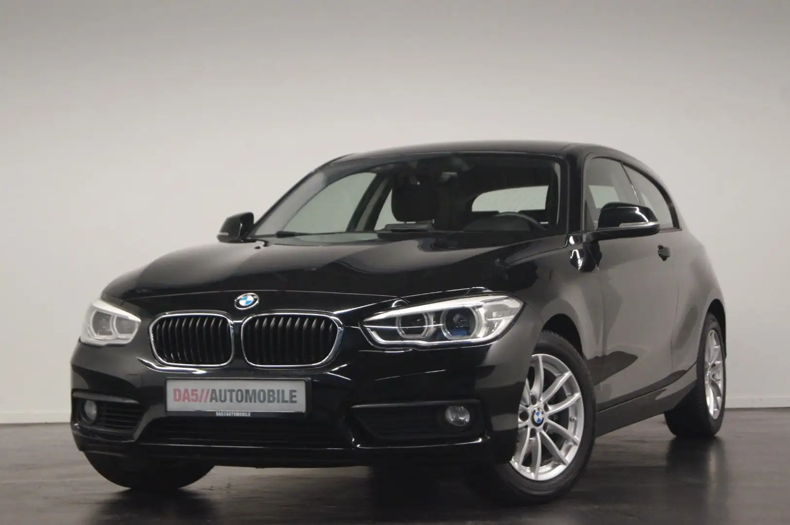 BMW 118 i 3-trg. Advantage|LED|PDC|SHZ|AUTOM. Noir - 1
