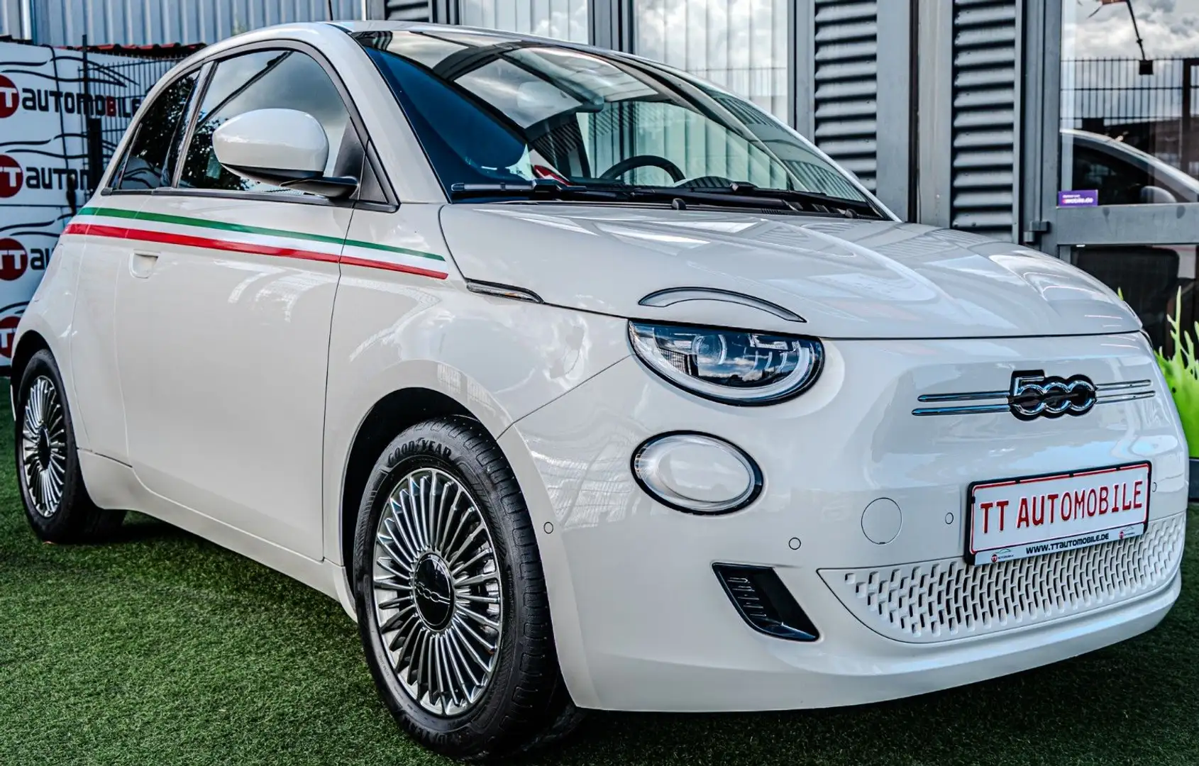 Fiat 500e 3+1 Icon 1.HAND | NAVI | KAMERA | SHZ Weiß - 2