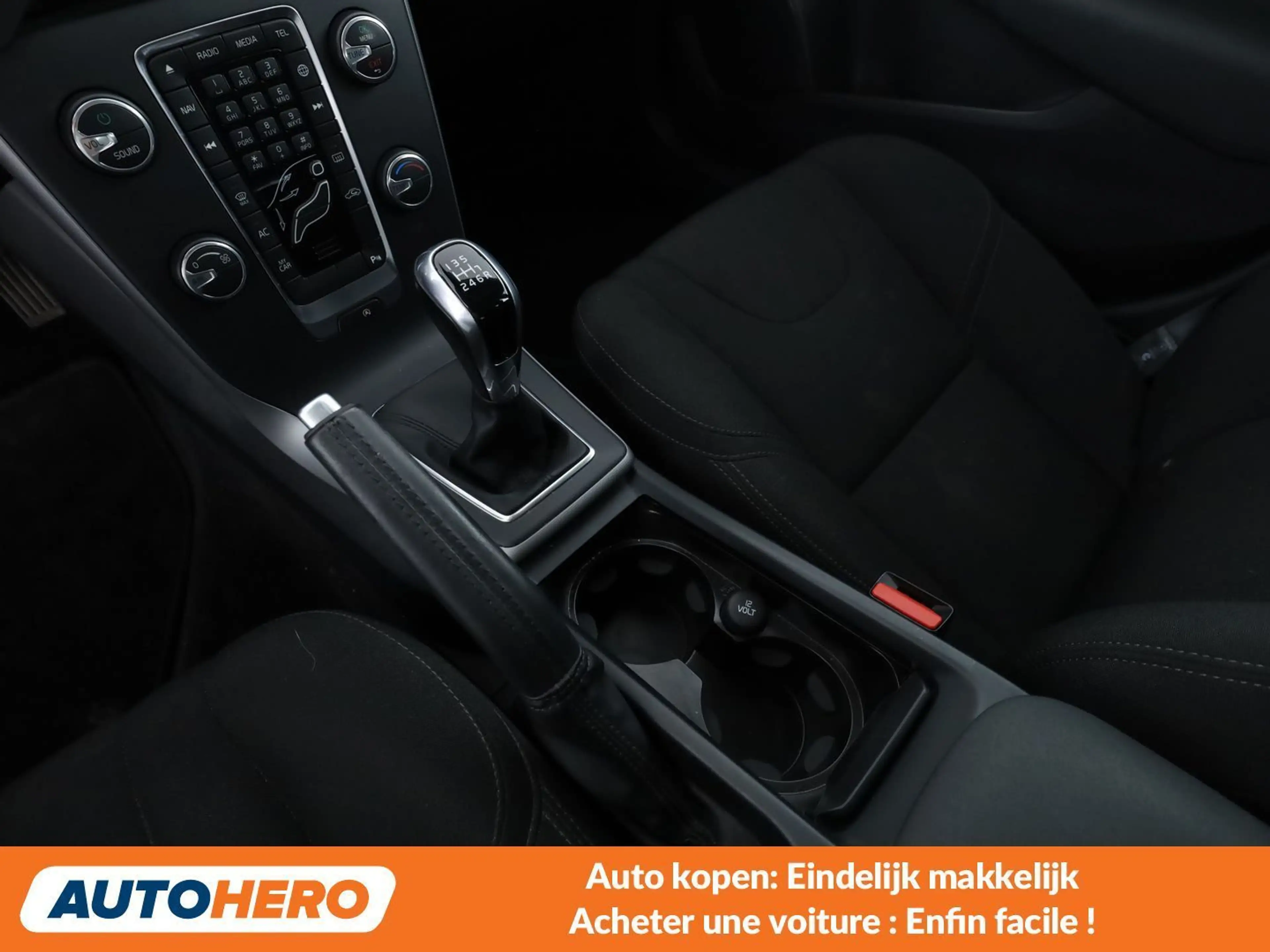 Volvo V40 2.0 D2 Kinetic — photo 13