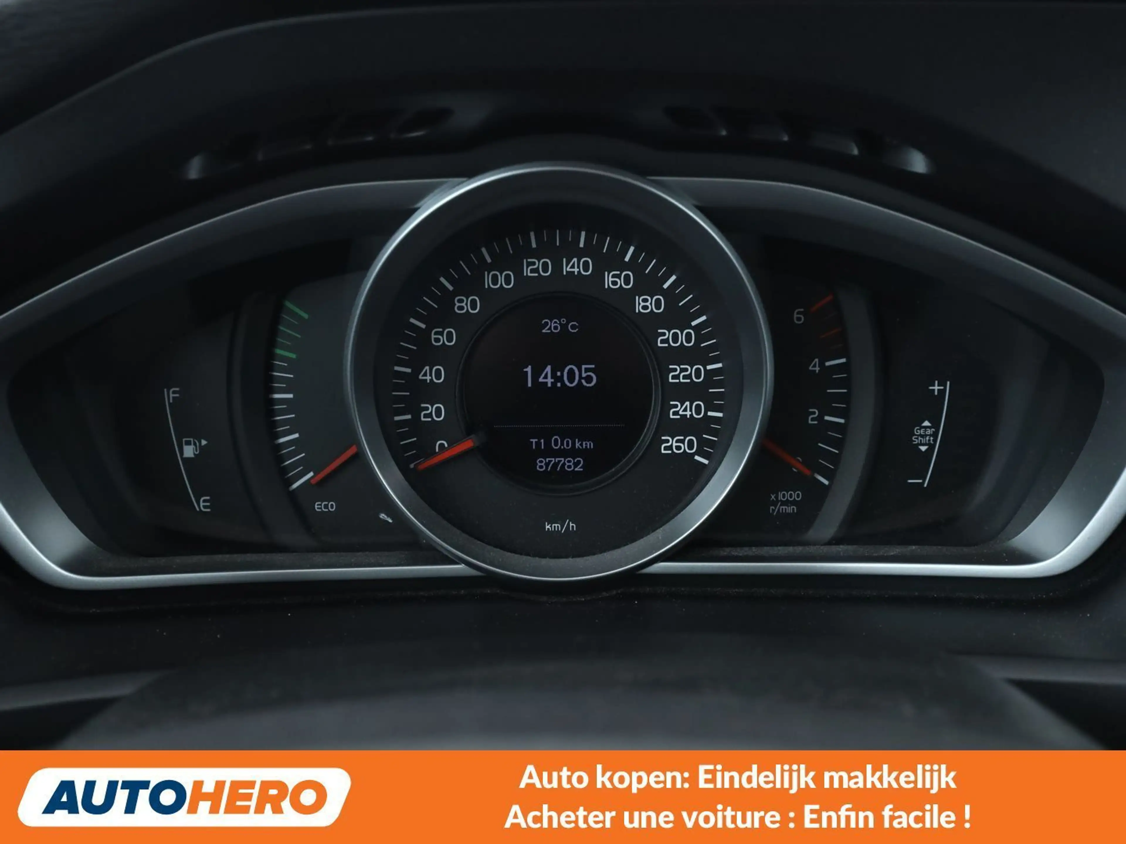 Volvo V40 2.0 D2 Kinetic — photo 6