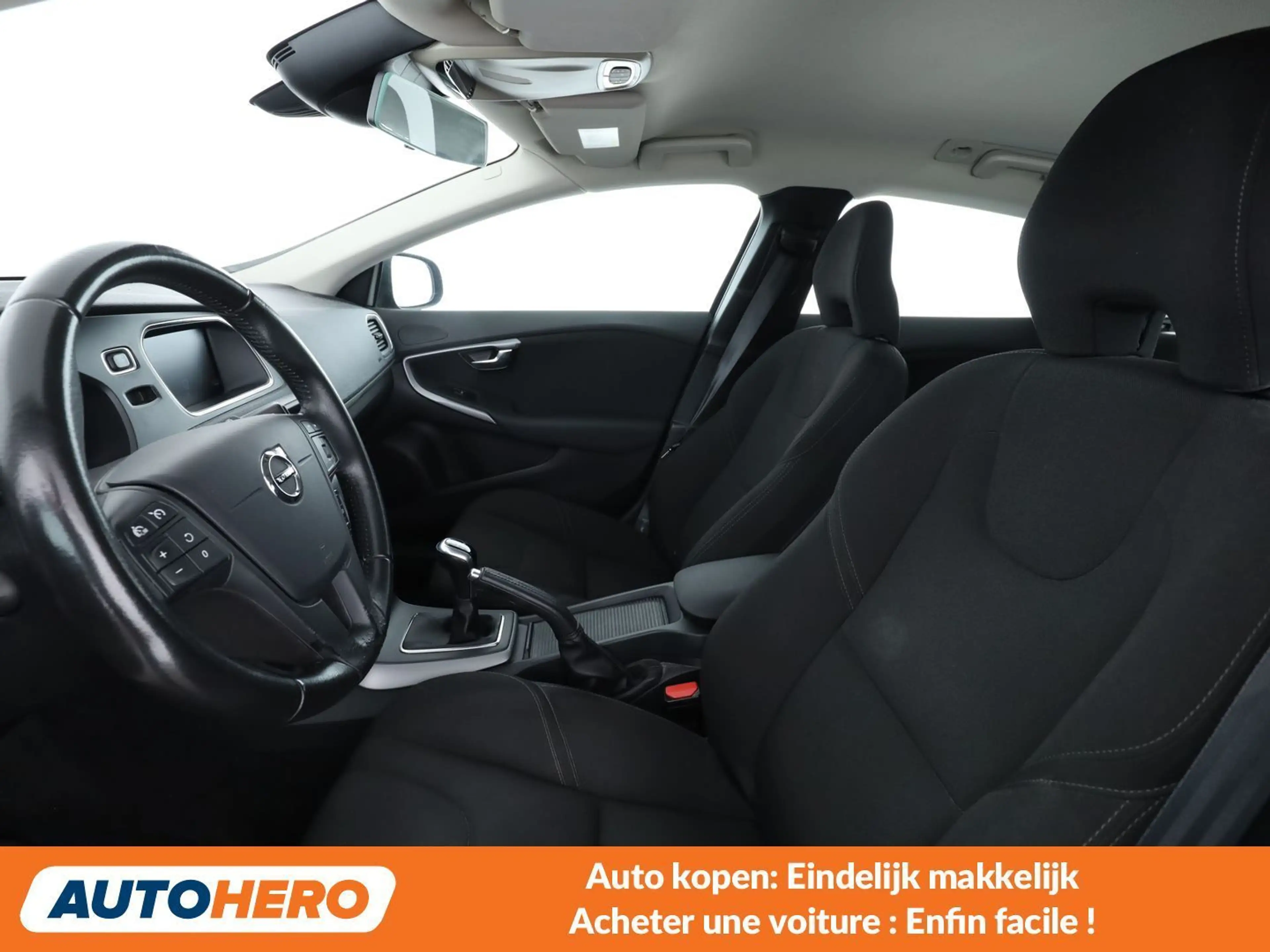 Volvo V40 2.0 D2 Kinetic — photo 14