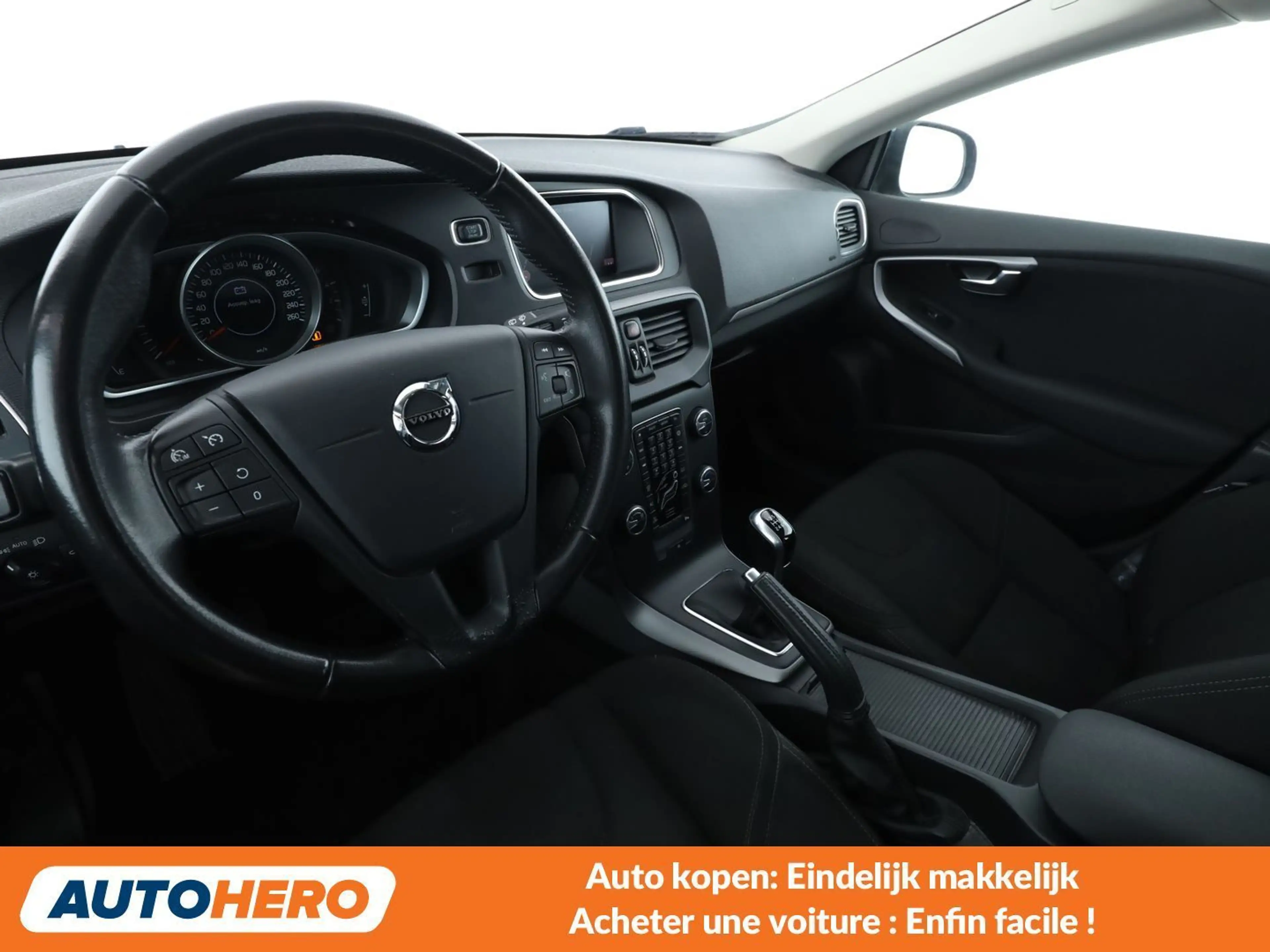 Volvo V40 2.0 D2 Kinetic — photo 15