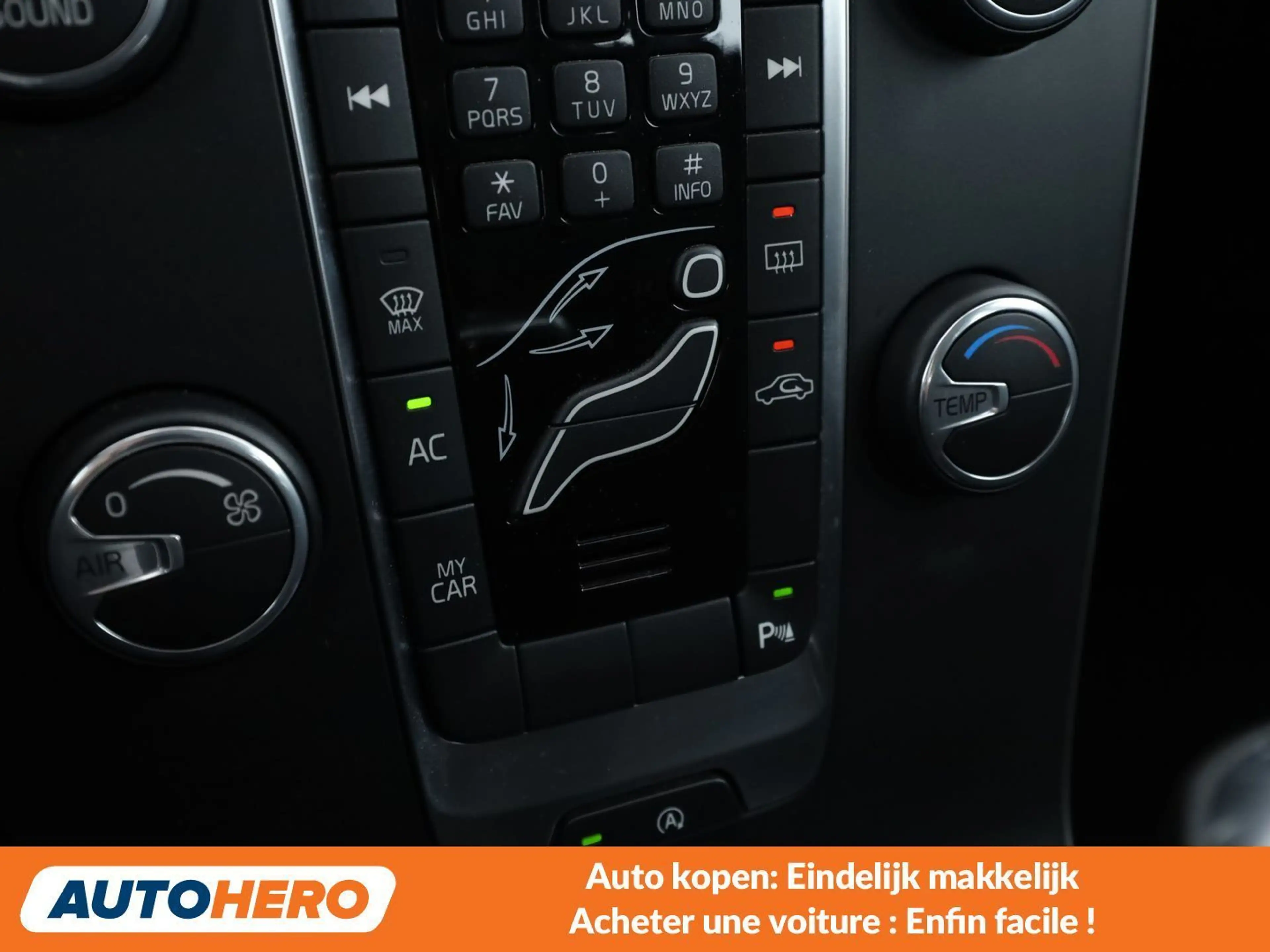 Volvo V40 2.0 D2 Kinetic — photo 10