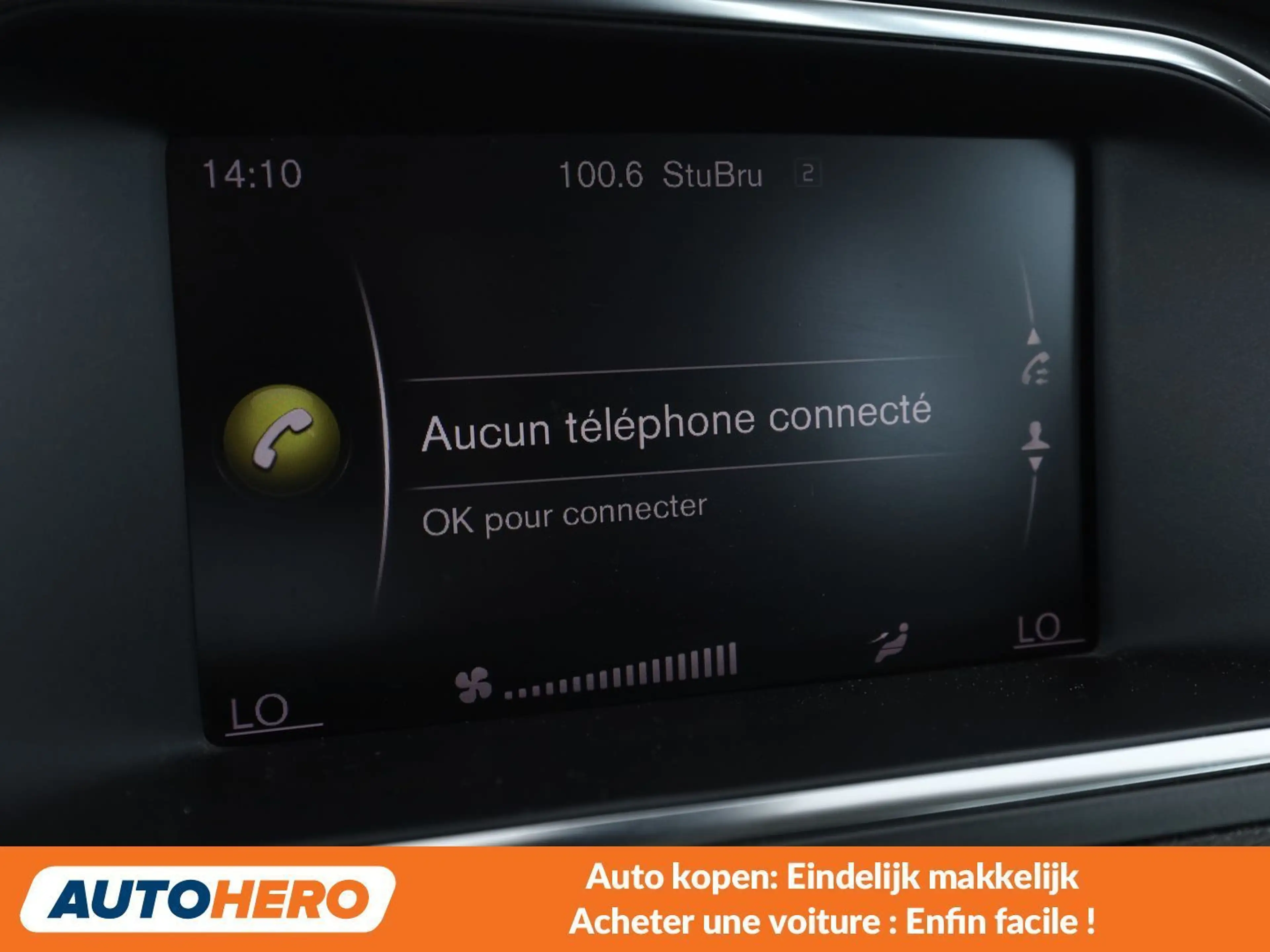 Volvo V40 2.0 D2 Kinetic — photo 7