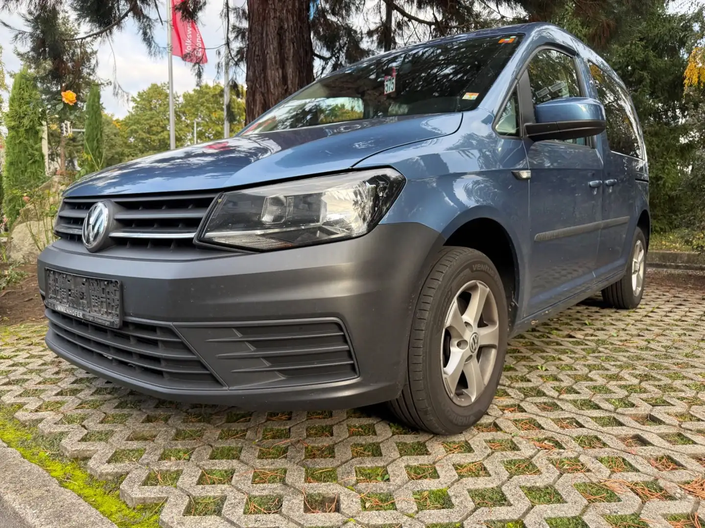 Volkswagen Caddy PKW Trendline BMT Blau - 2