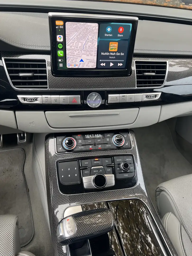 Audi S8 4.0 TFSI Серый - 2