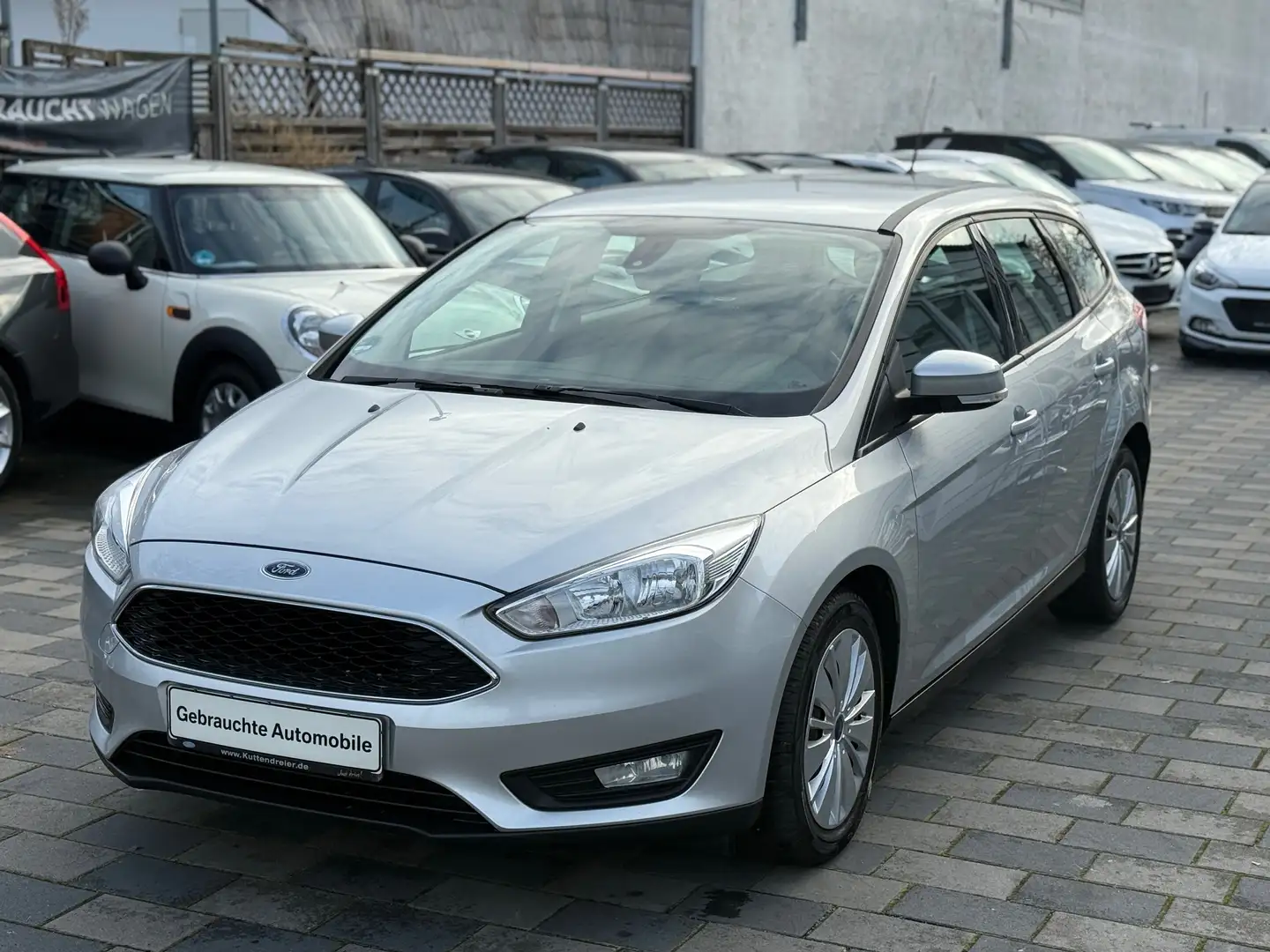 Ford Focus 1.5 Business Klima/Sitzheizung Silber - 2