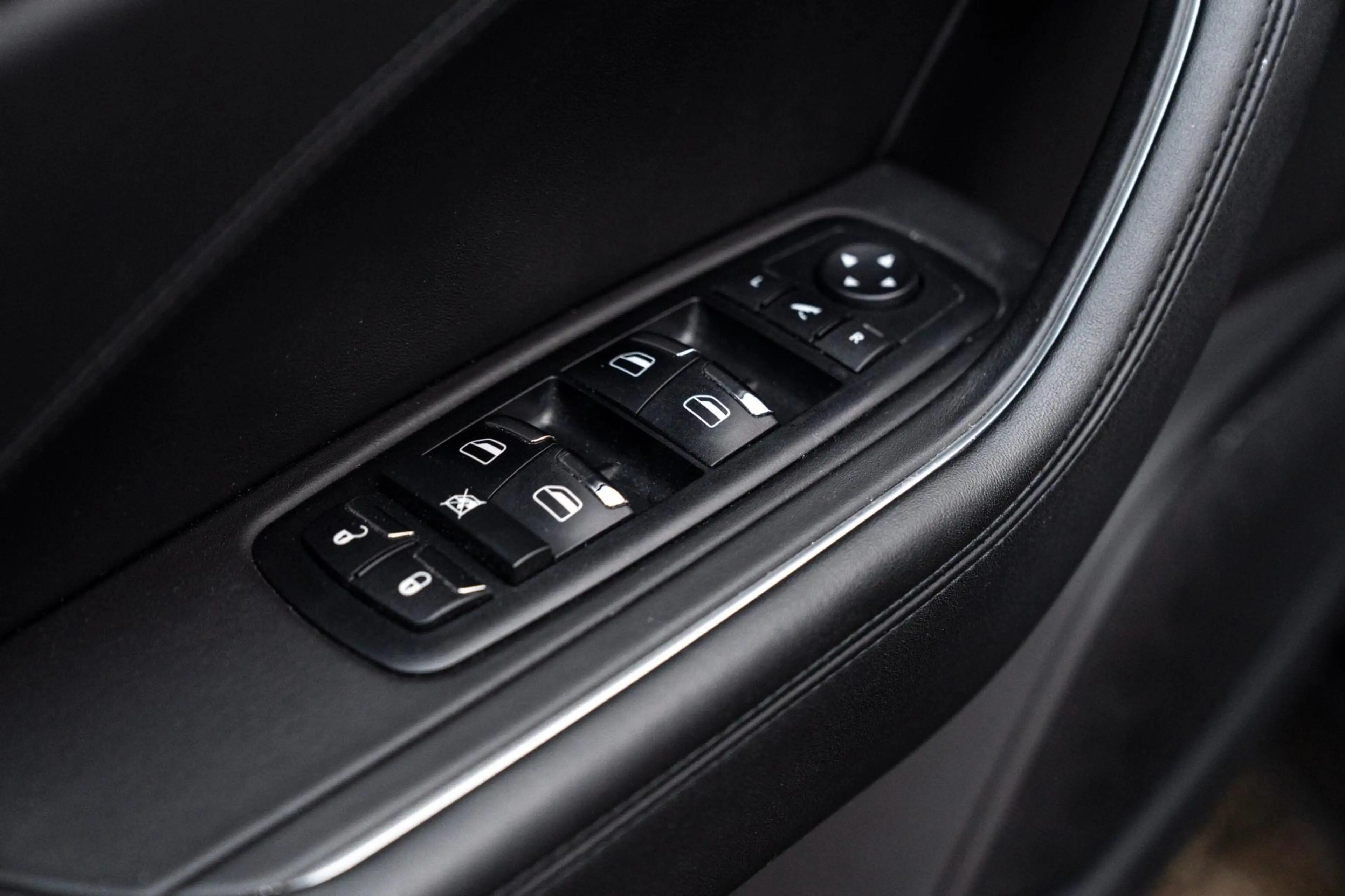 Maserati Levante 3.0 V6 S TwinTurbo AWD GranSport 430 PK Leder Luch — photo 32