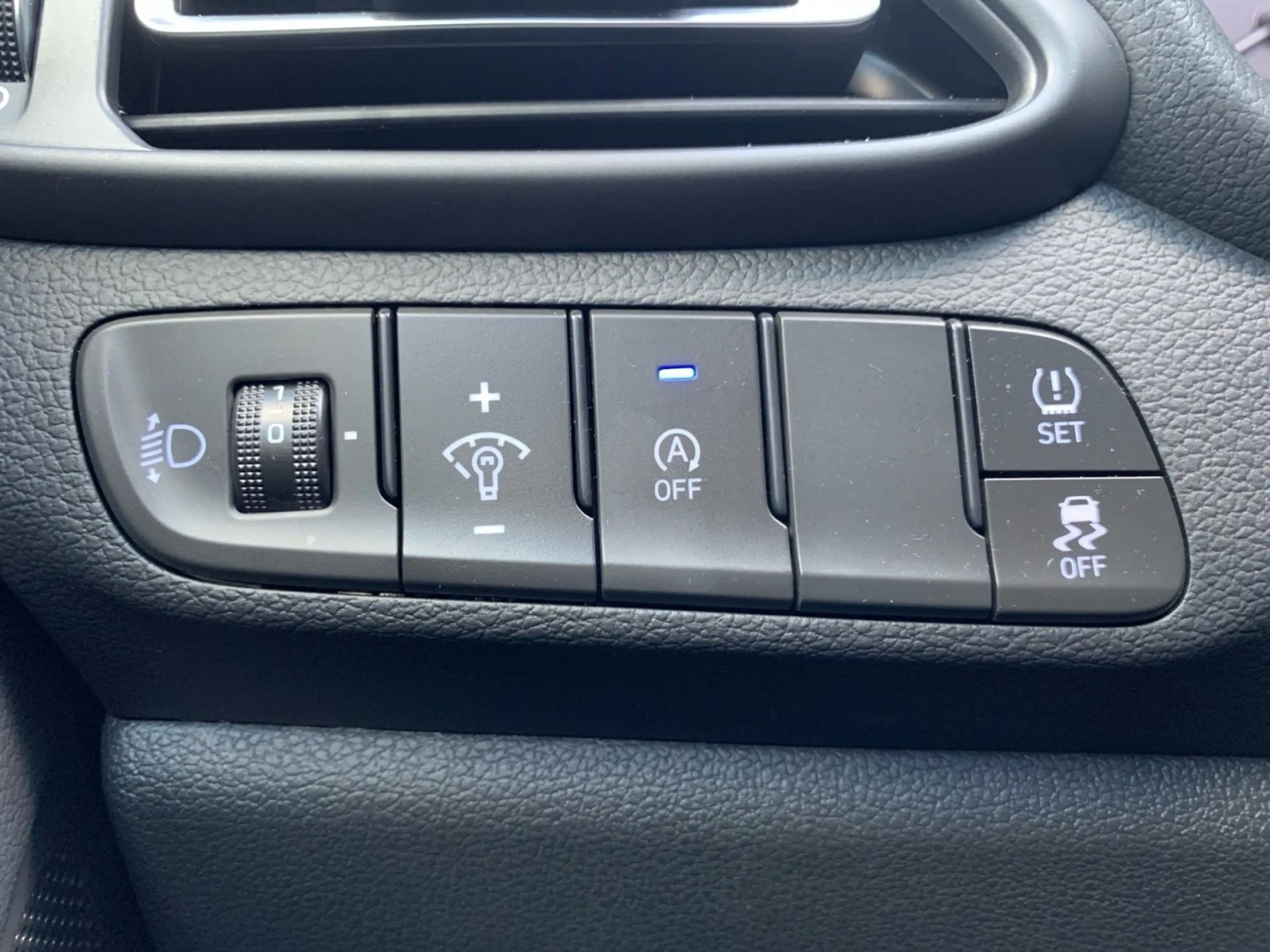 Hyundai i30 1.0 T-GDI 7-DCT Advantage Navi LED — photo 11