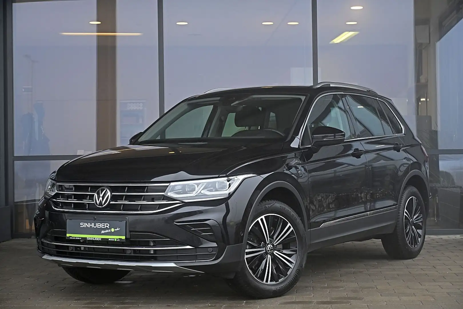 Volkswagen Tiguan 1,4 TSI eHybrid Elegance DSG ACC, iQMatrixLED, ... Noir - 1