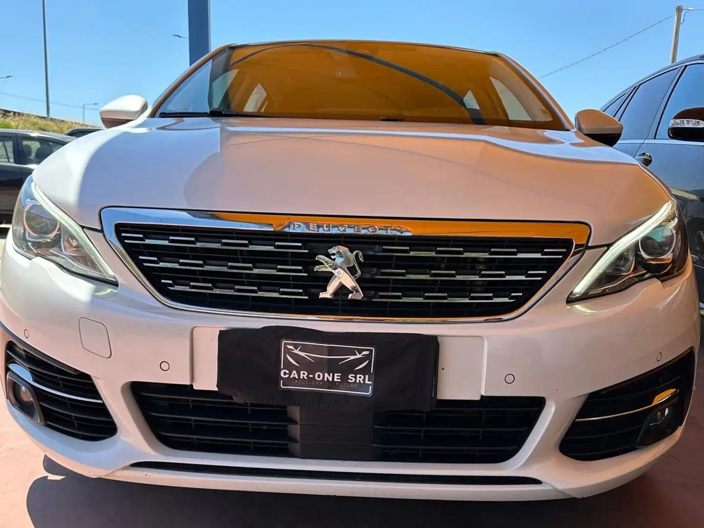 Peugeot 308 308 II 2018 5p 1.6 BLUE-HDI Bianco - 1