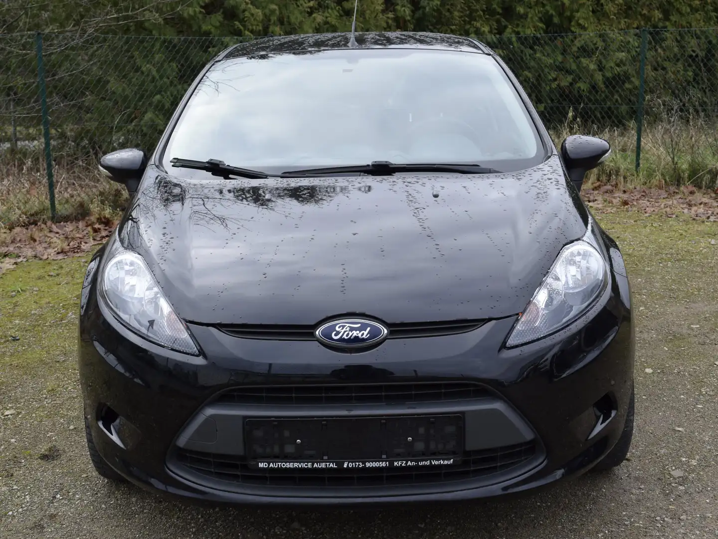 Ford Fiesta Fiesta Diesel5-Türer1.6 TDCi  Champions Edition Schwarz - 2