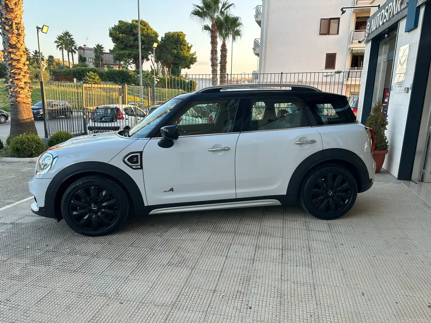 MINI Cooper SD Countryman Mini Countryman F60 2.0 Hype all4 auto Blanc - 2