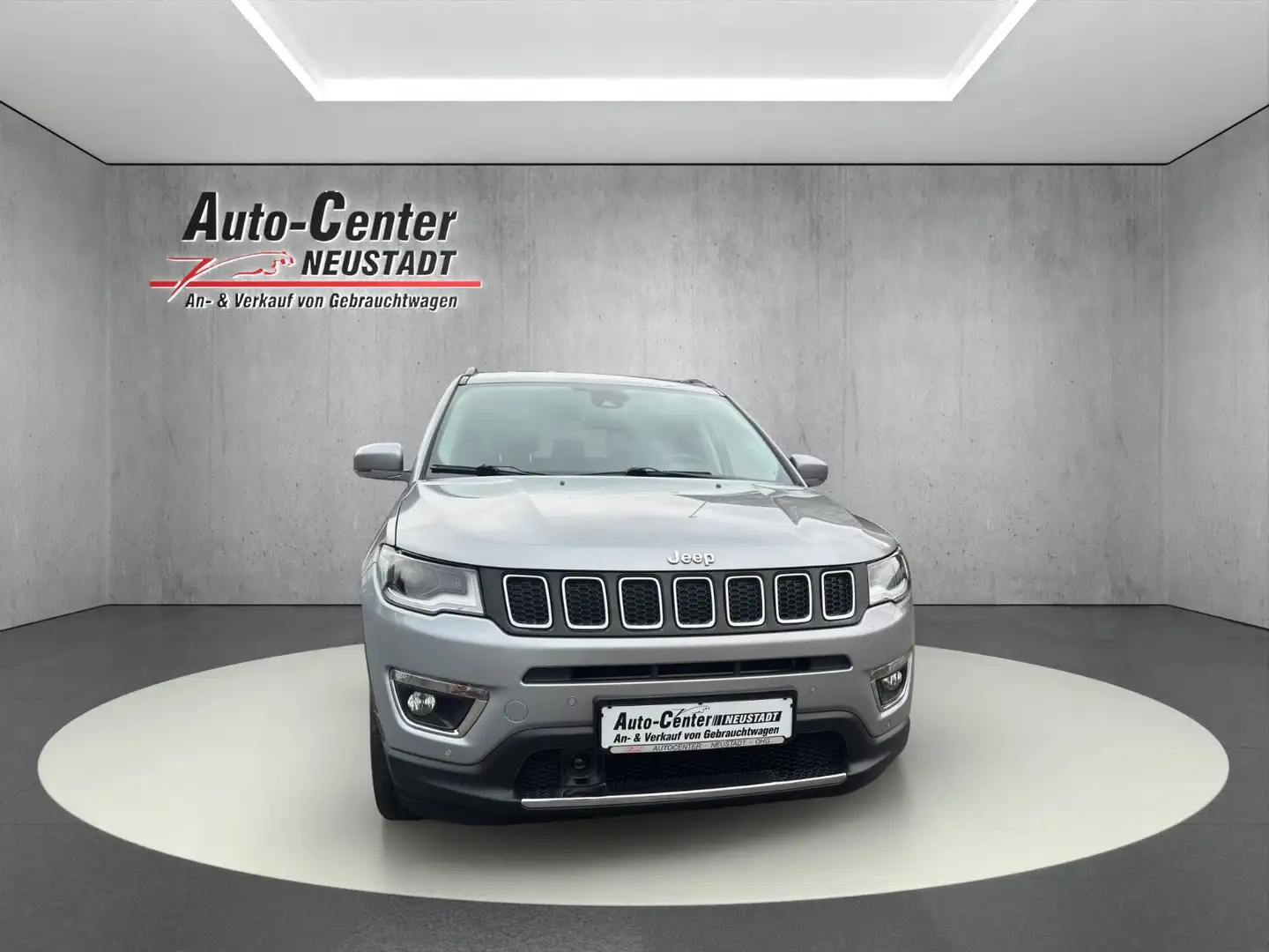 Jeep Compass Limited 4WD, LEDER, NAVI, XENON.. Grau - 2