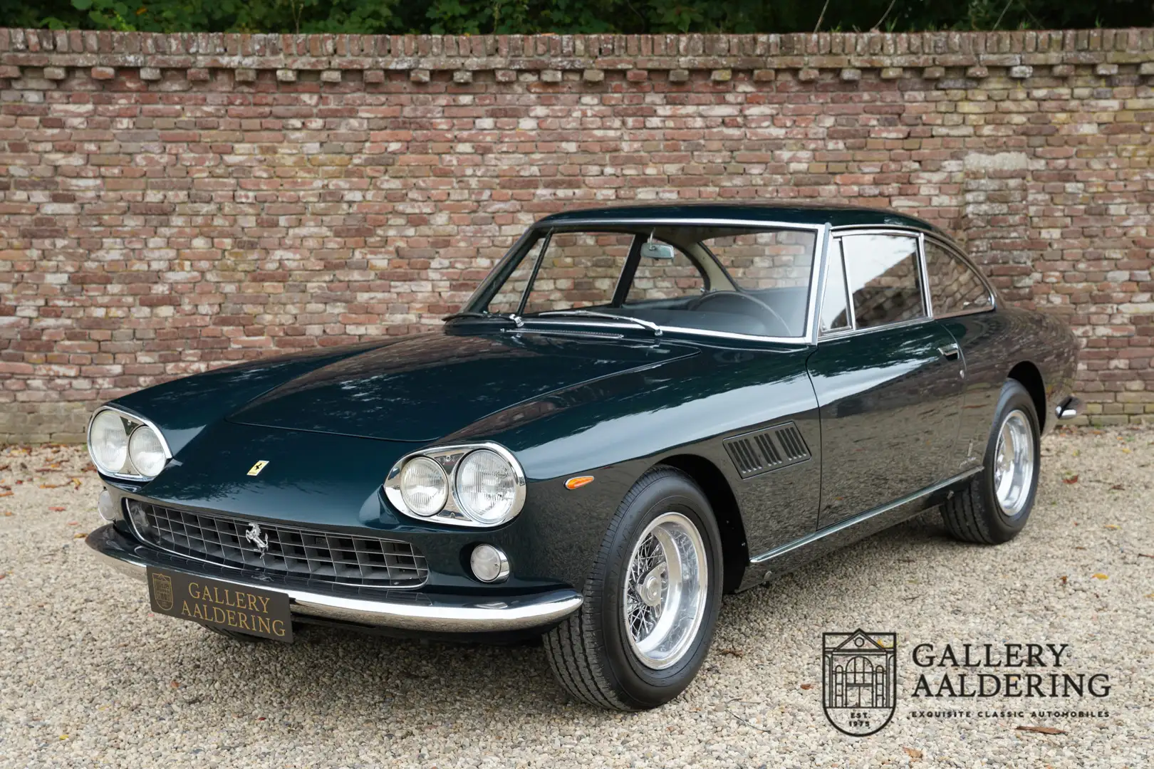 Ferrari 330 GT 2+2 Interim Matching Numbers, Interim version, Verde - 1