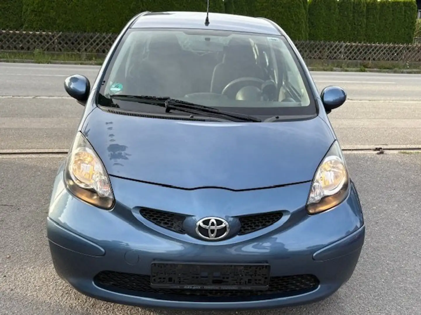 Toyota Aygo Team Blauw - 1