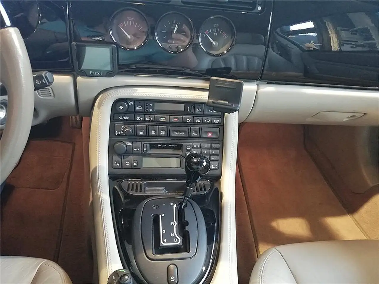 Jaguar XK8 **Neuwagenzustand** *Servicegepflegt*, foto 11