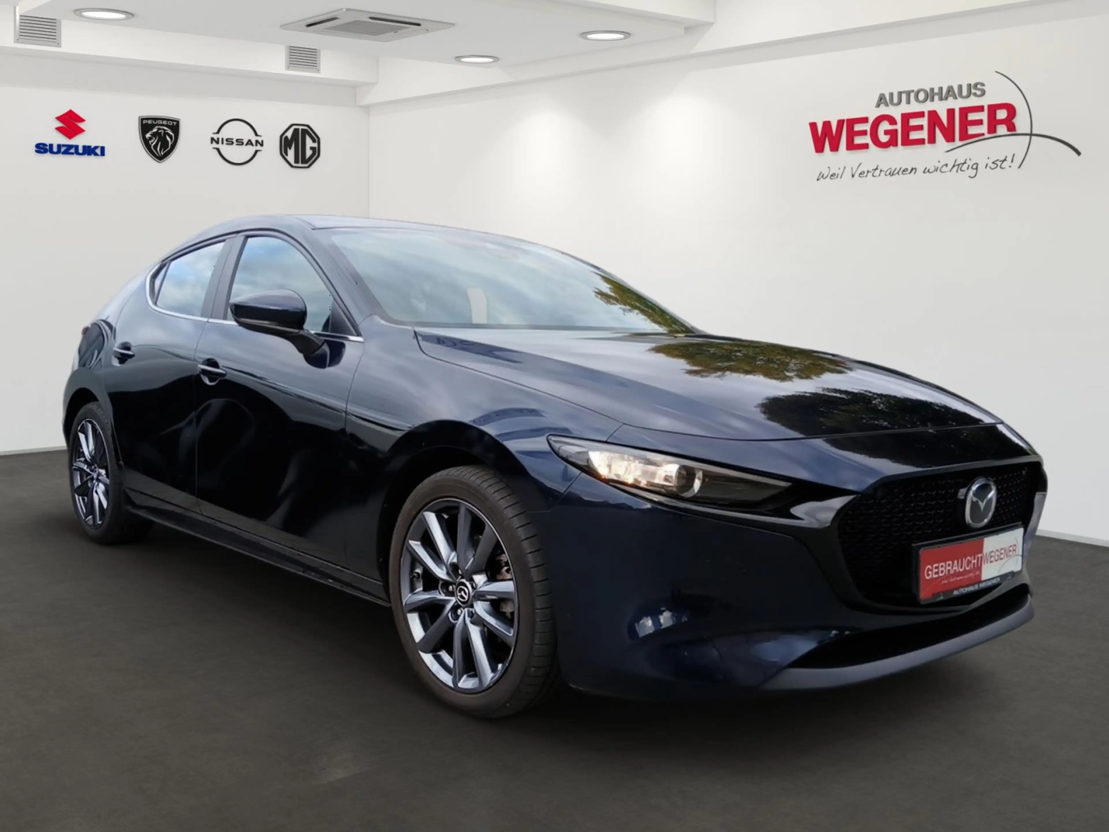 Mazda 3 2.0 SKYACTIV-G M Hybrid Selection Navi*CarPlay — photo 2