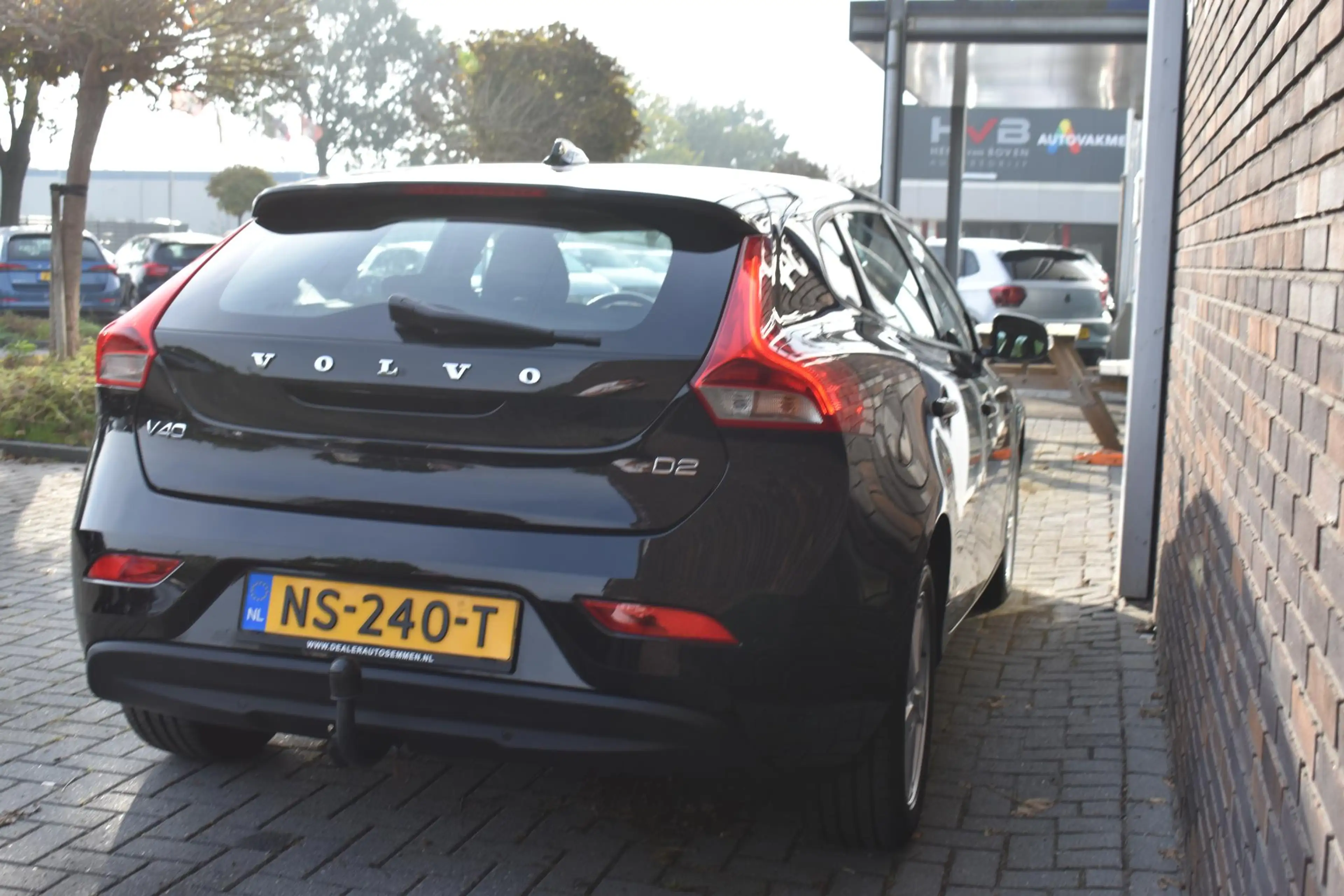 Volvo V40 2.0 D2 ECC LMV NAVI CRUISE — photo 13