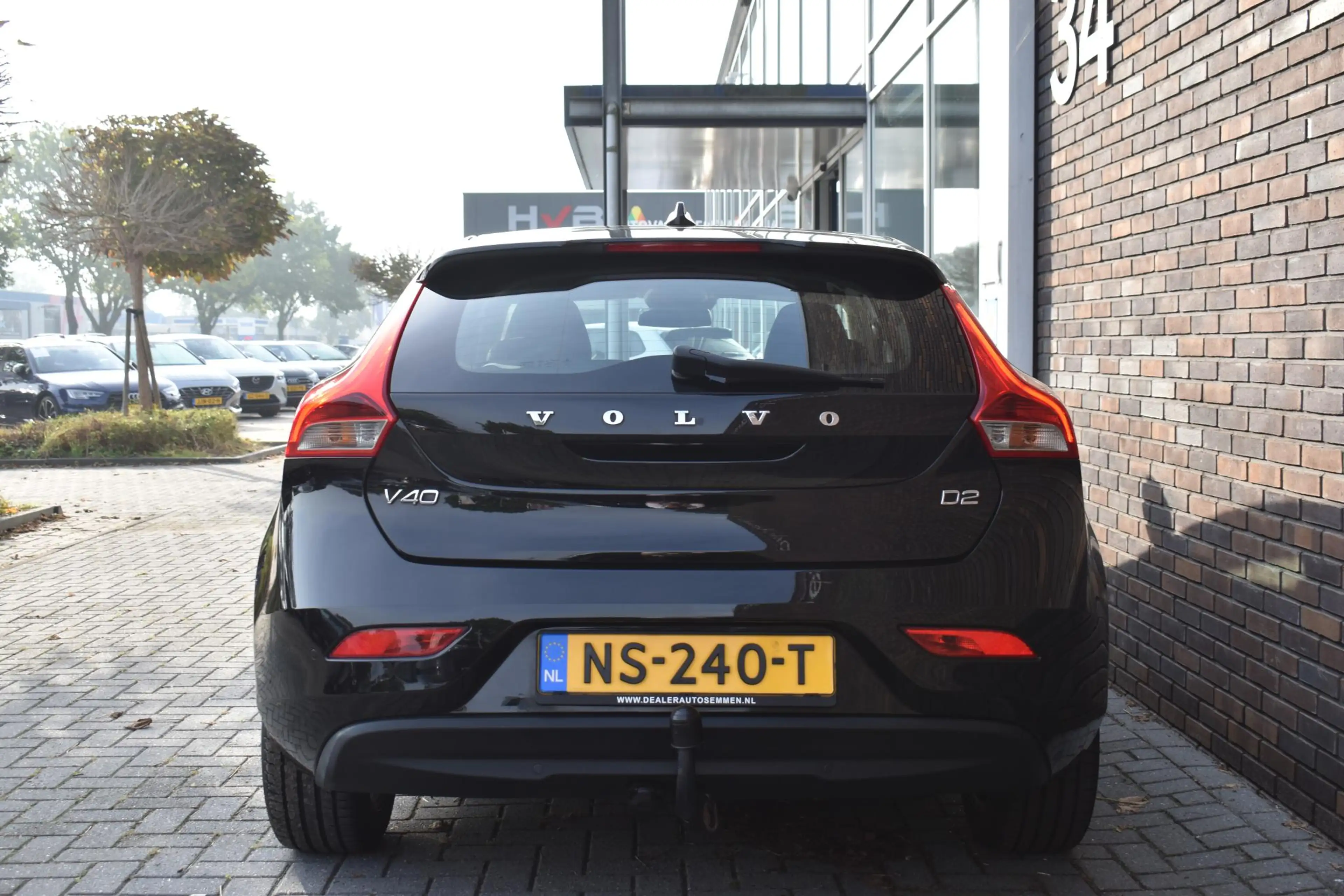 Volvo V40 2.0 D2 ECC LMV NAVI CRUISE — photo 12