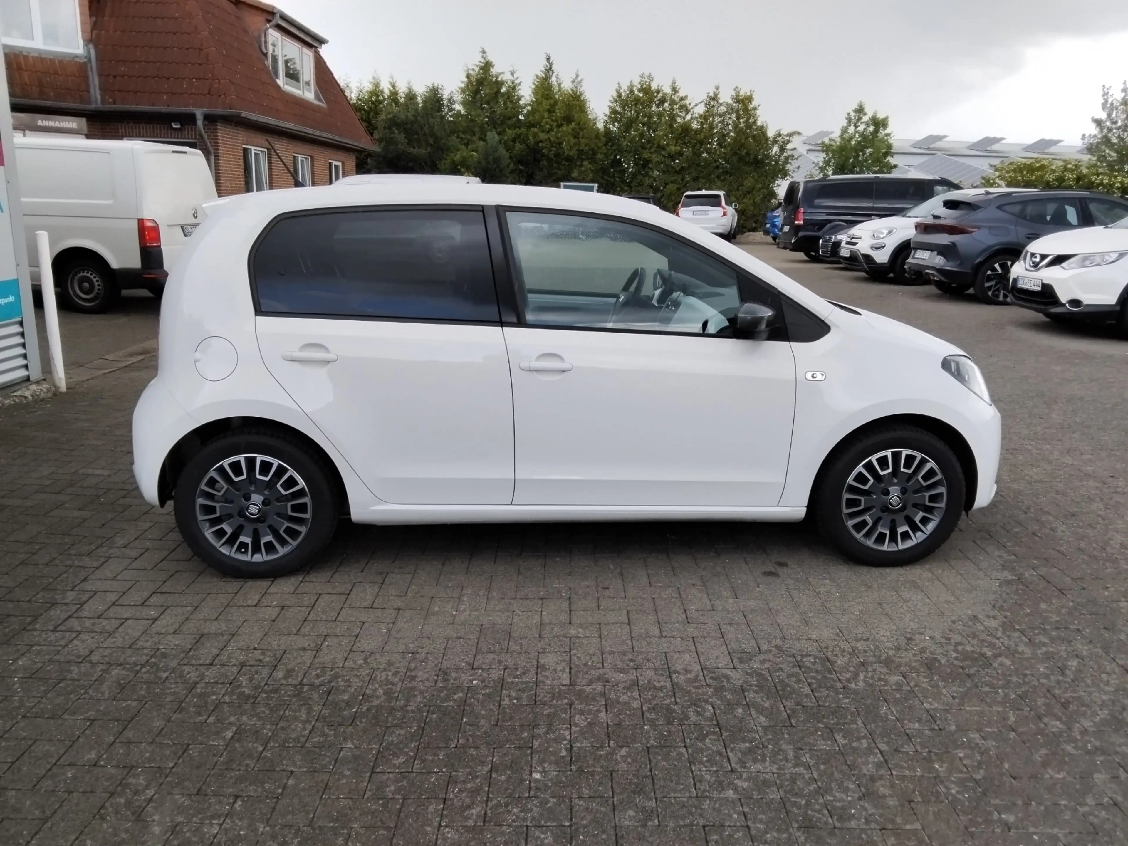 SEAT Mii Chic /SHZG/NAVI/BT/PDC/SportPaket — photo 4