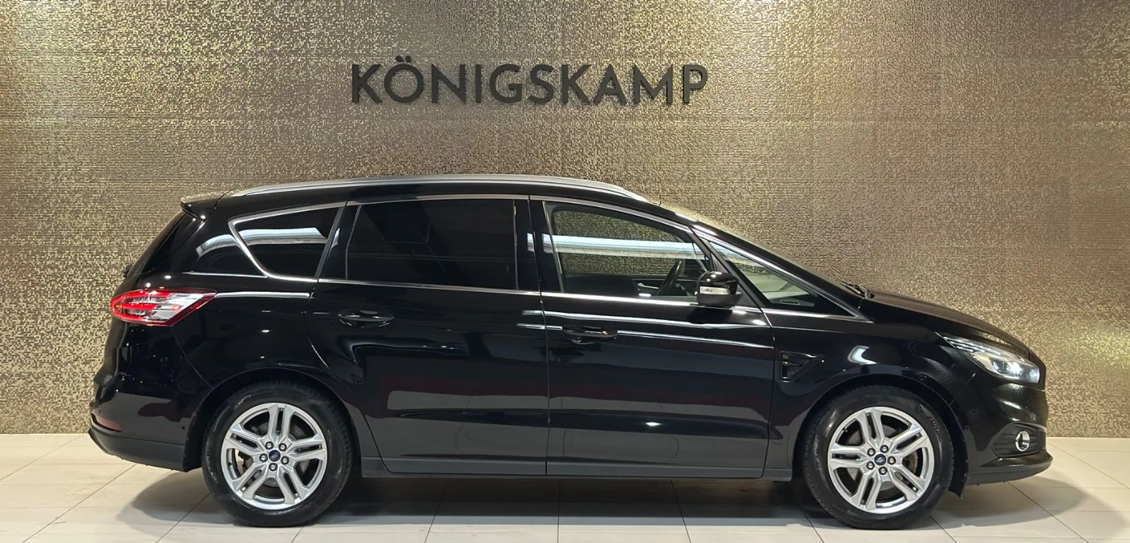 Ford S-Max S-MAX Titanium * 7-SITZER * ACC * KAMERA * AHK * — photo 2