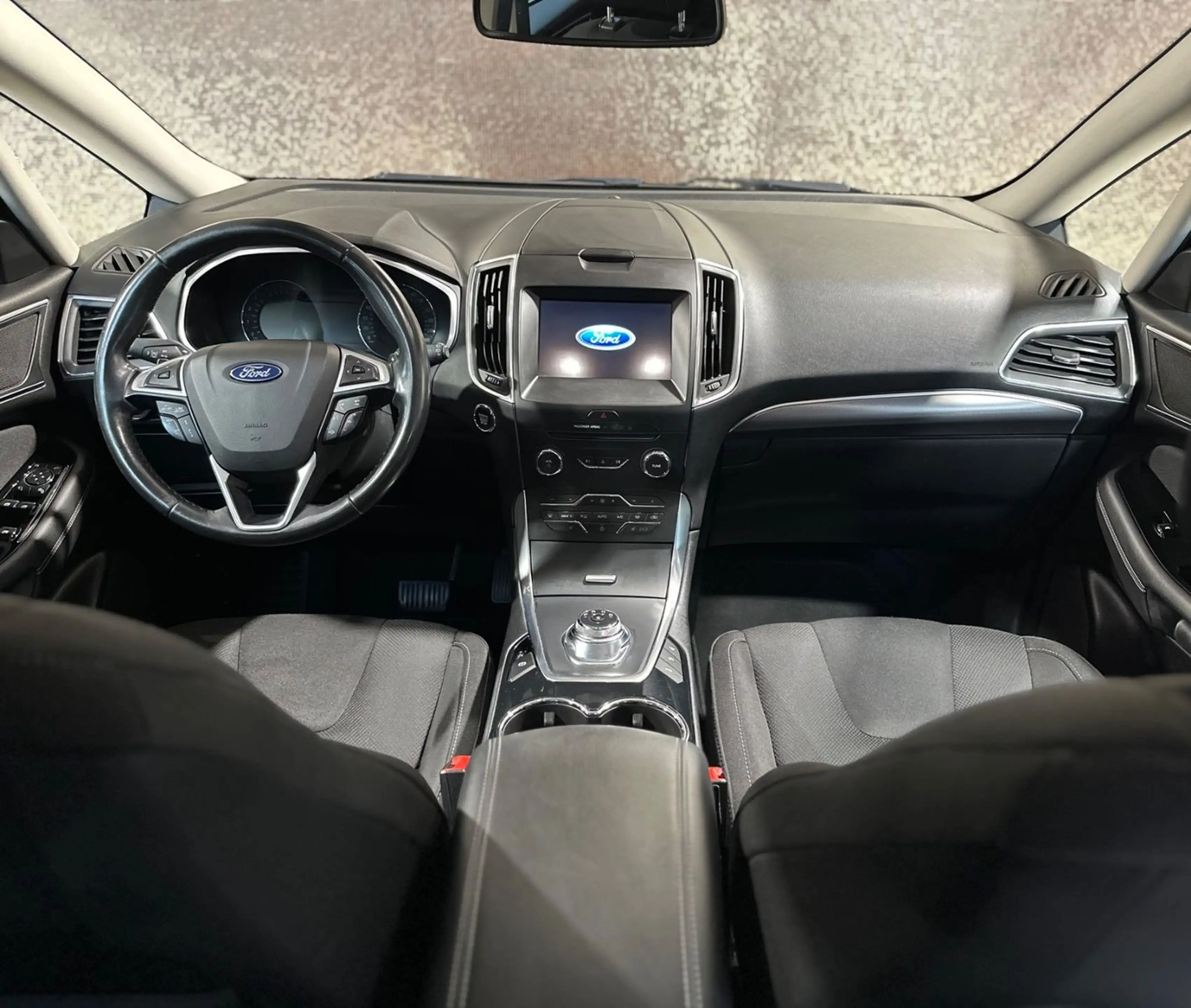 Ford S-Max S-MAX Titanium * 7-SITZER * ACC * KAMERA * AHK * — photo 15