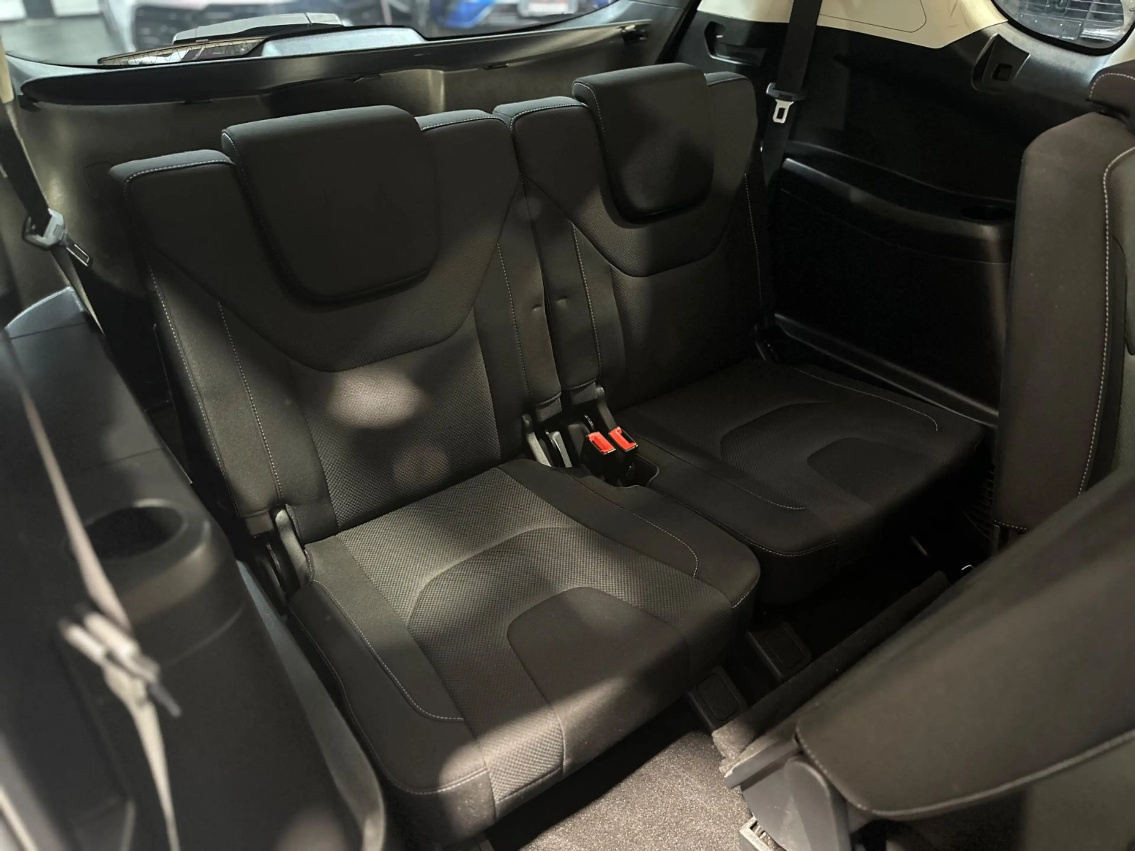 Ford S-Max S-MAX Titanium * 7-SITZER * ACC * KAMERA * AHK * — photo 11
