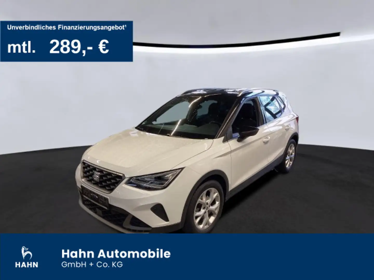 SEAT Arona 1.0TSI DSG FR ACC AHK-Vorb. Cam LED Navi Weiß - 1