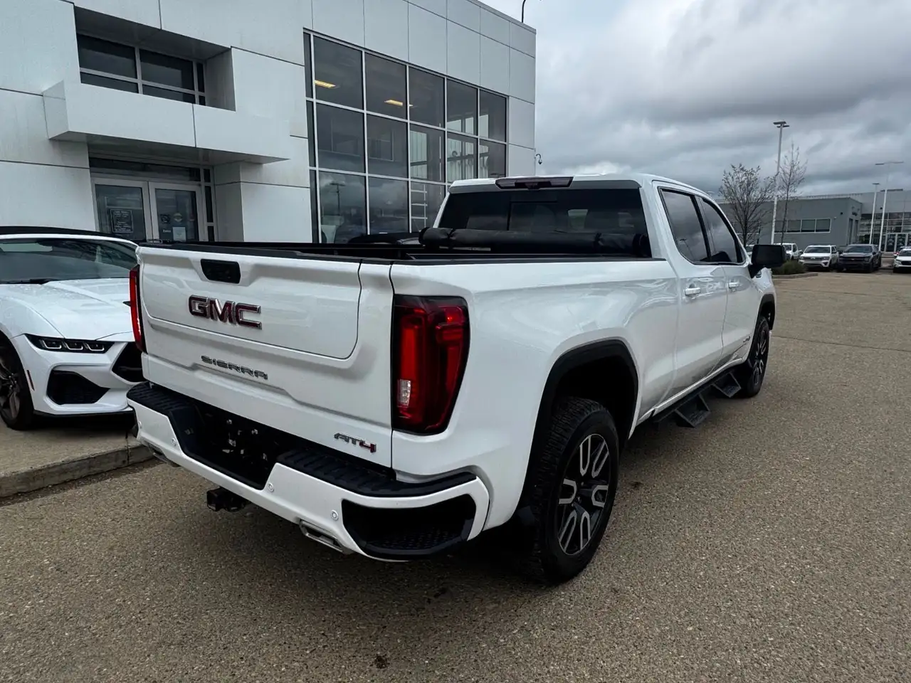 GMC Sierra 1500 снимка GMC Sierra 1500