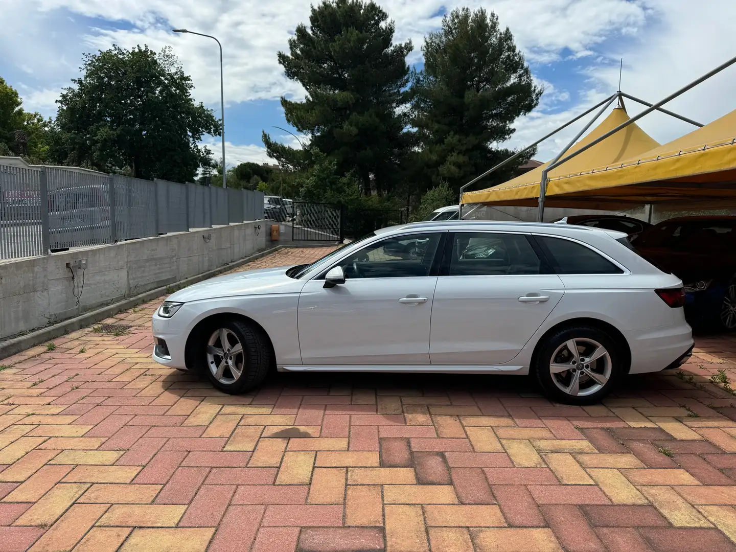 Audi A4 A4 Avant 40 2.0 g-tron MATRX-CARPLAY-ACC-SERV AUDI - 2