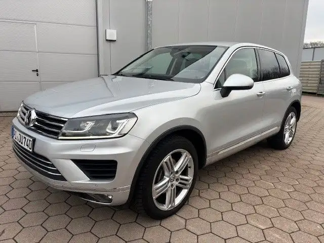Volkswagen Touareg V6 TDI *ACC/Standh./20"/VW-Scheckheft*