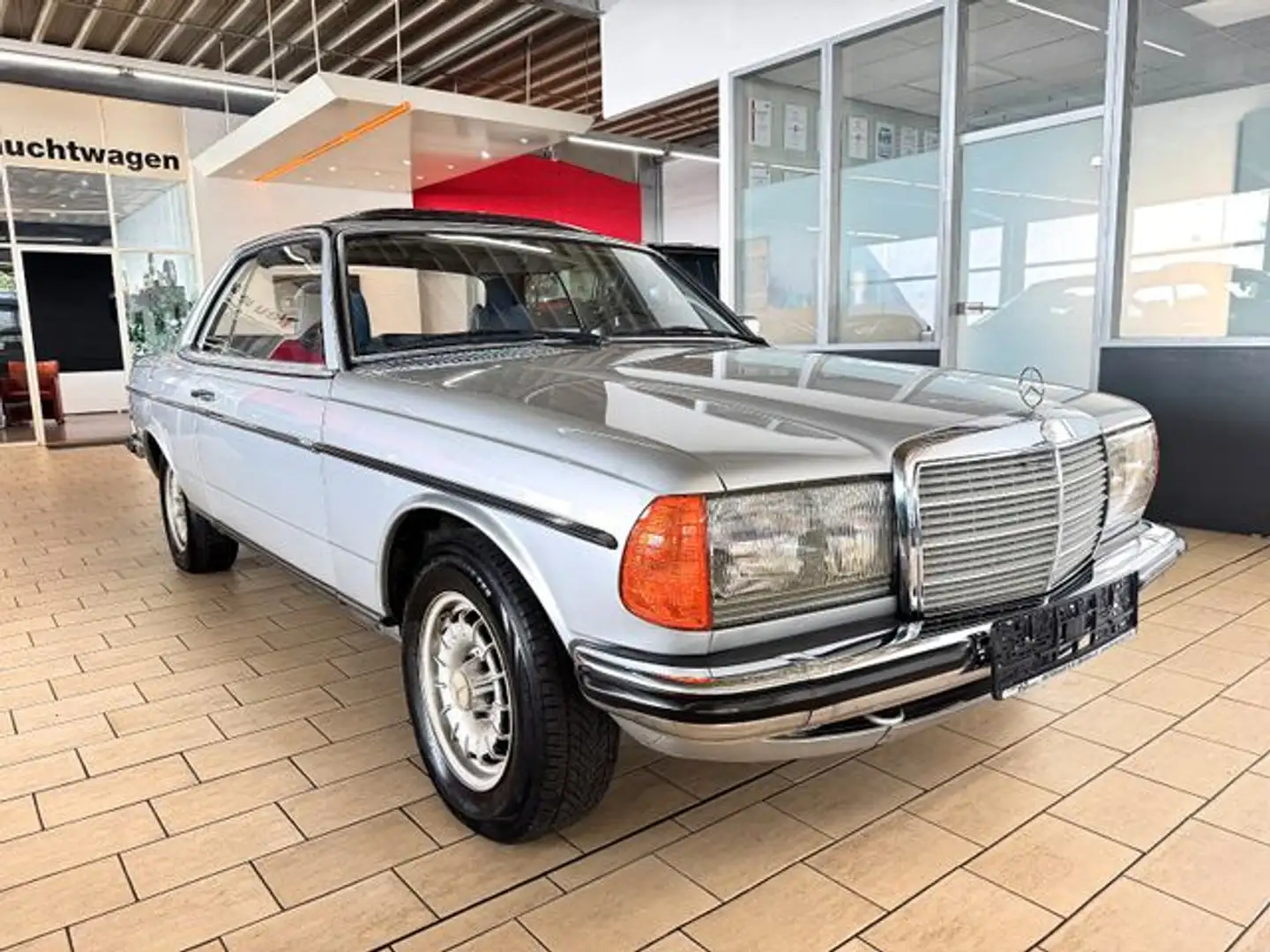 Mercedes-Benz 230 COUPE(W123)*H-ZULASSUNG+AUTOM+ESD+SERVO+ALU* - 2