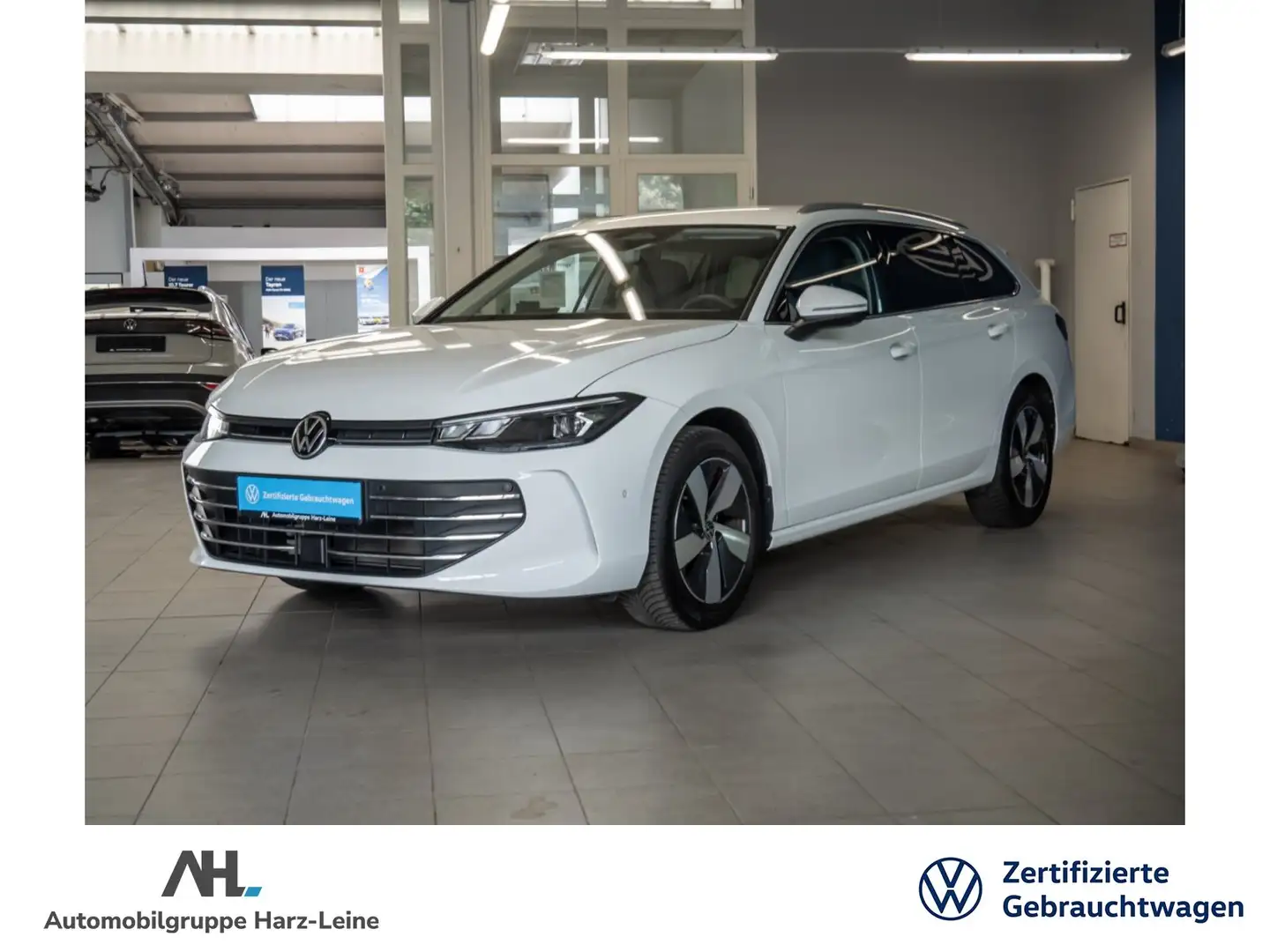 Volkswagen Passat BUSINESS eTSI DSG+AHK+NEUES MODELL+ACC+NAVI+360°KA Weiß - 1